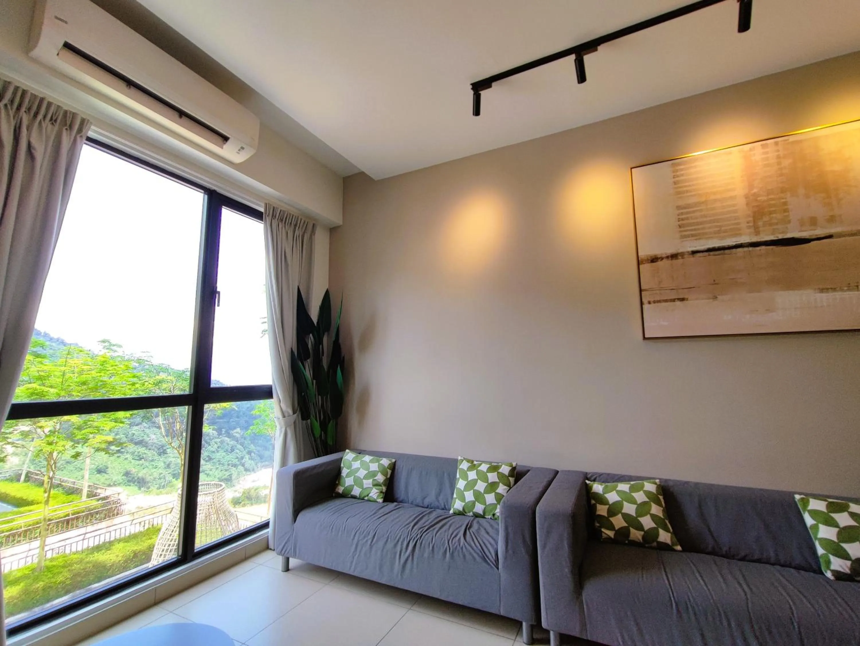 TV and multimedia in Urban Suite@Midhill Genting Highlands (Free Wi-Fi)