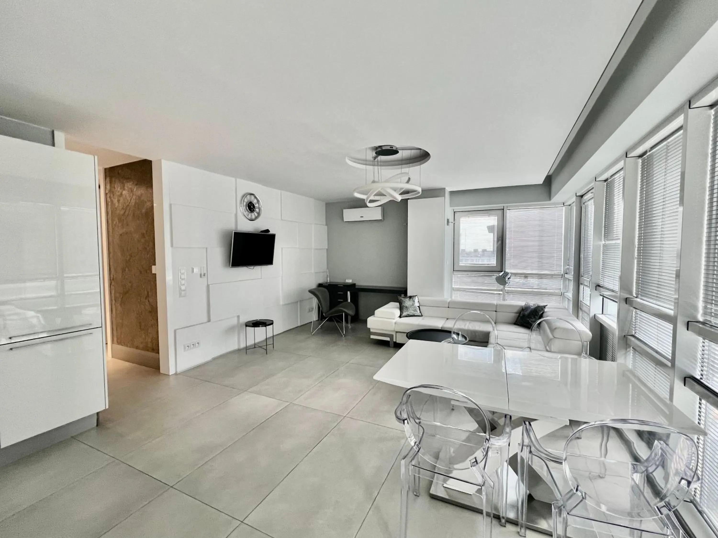 Living room in Platinum Towers Central Apartments