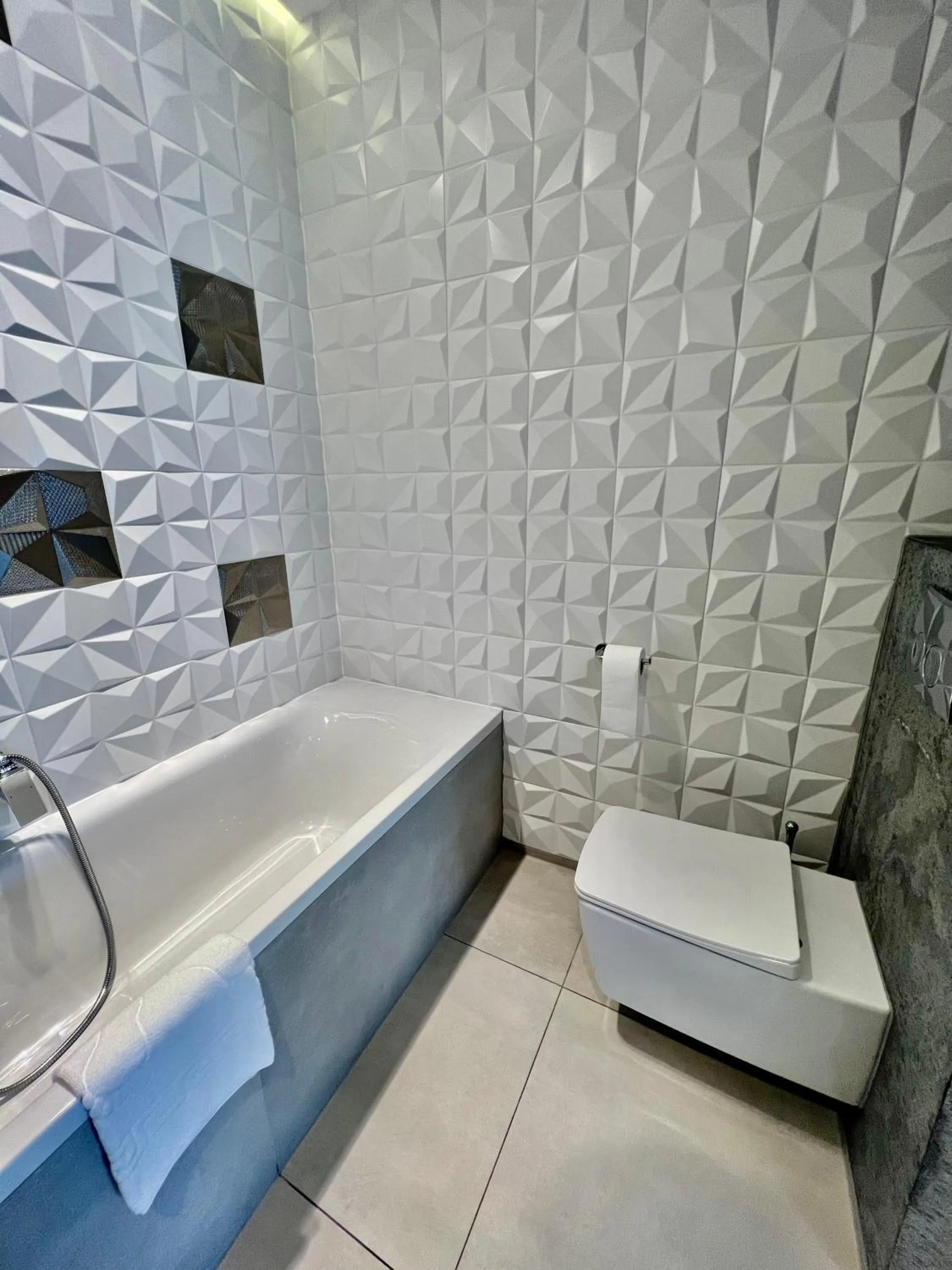 Bathroom in Platinum Towers Central Apartments