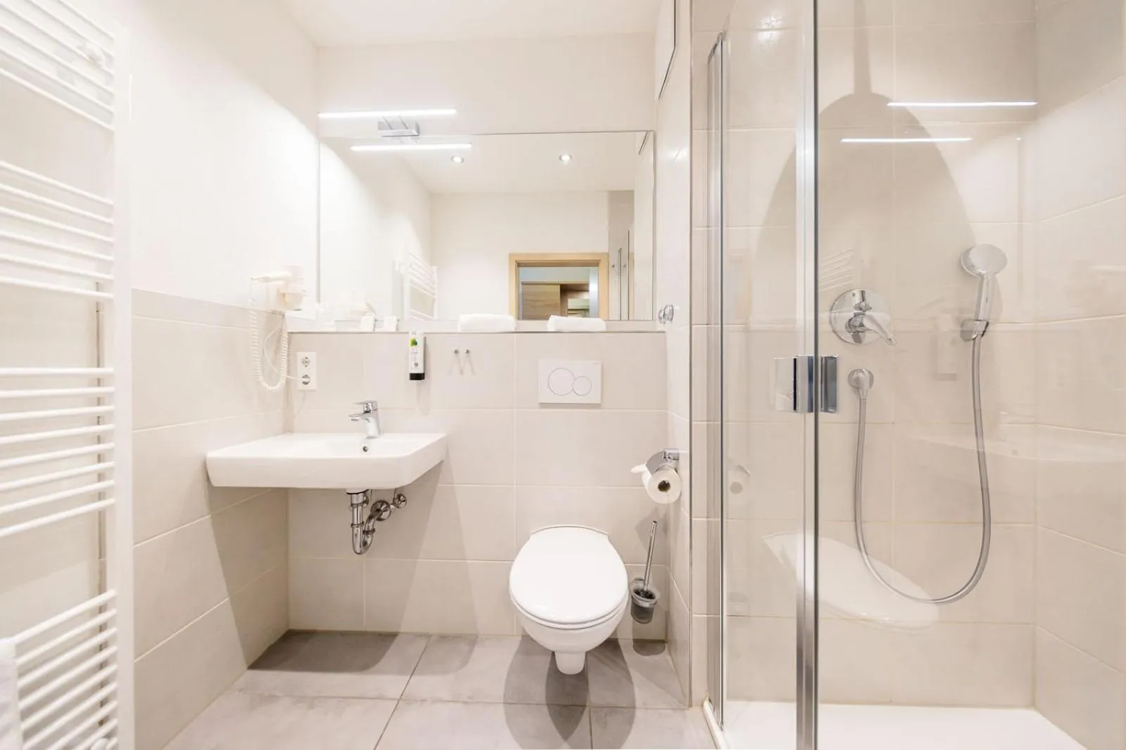 Bathroom in Landhotel Küffner