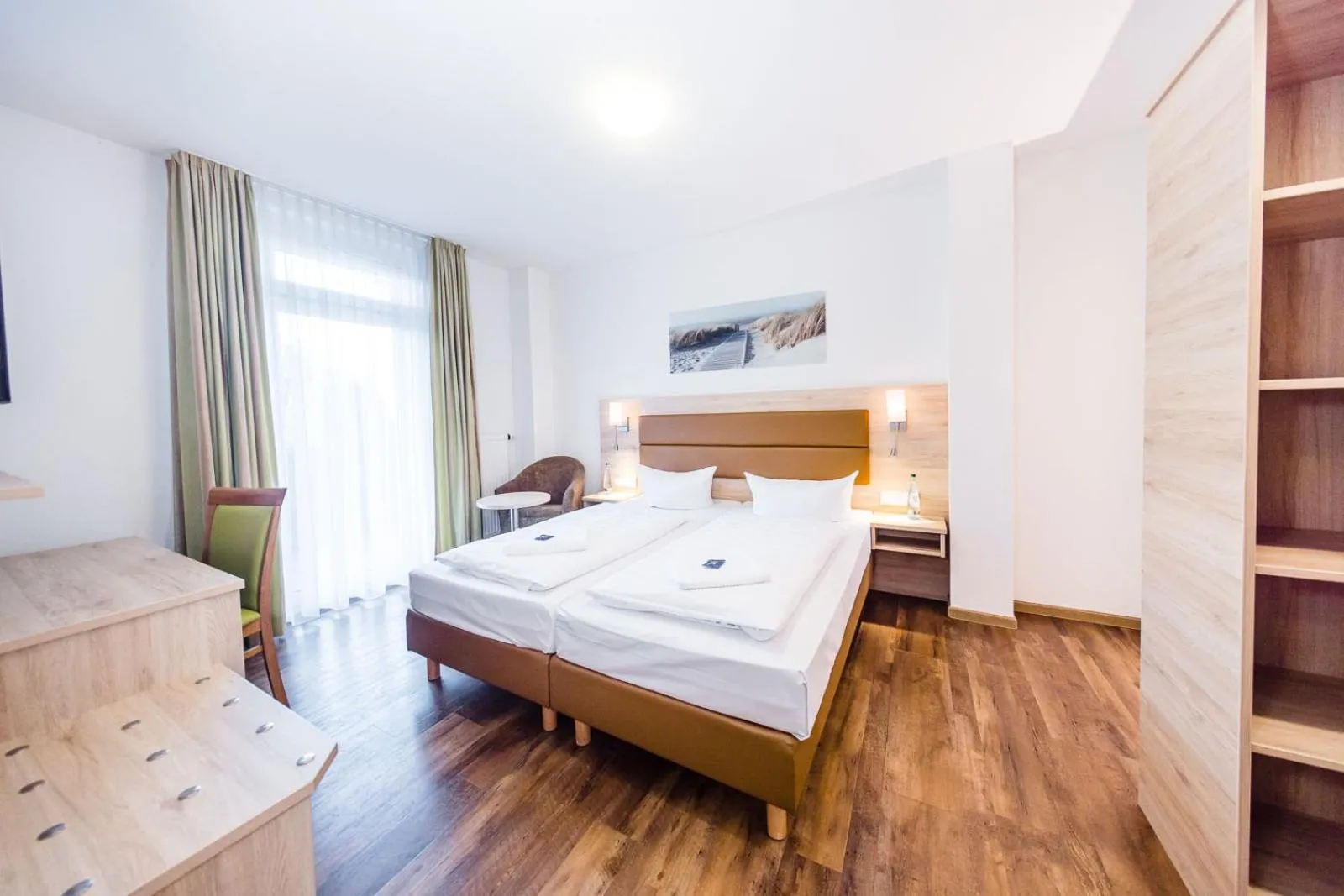 Photo of the whole room, Bed in Landhotel Küffner