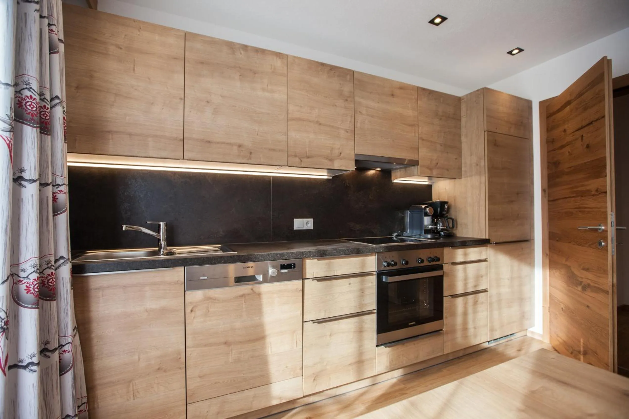 Kitchen or kitchenette in Haus Küchelspitz