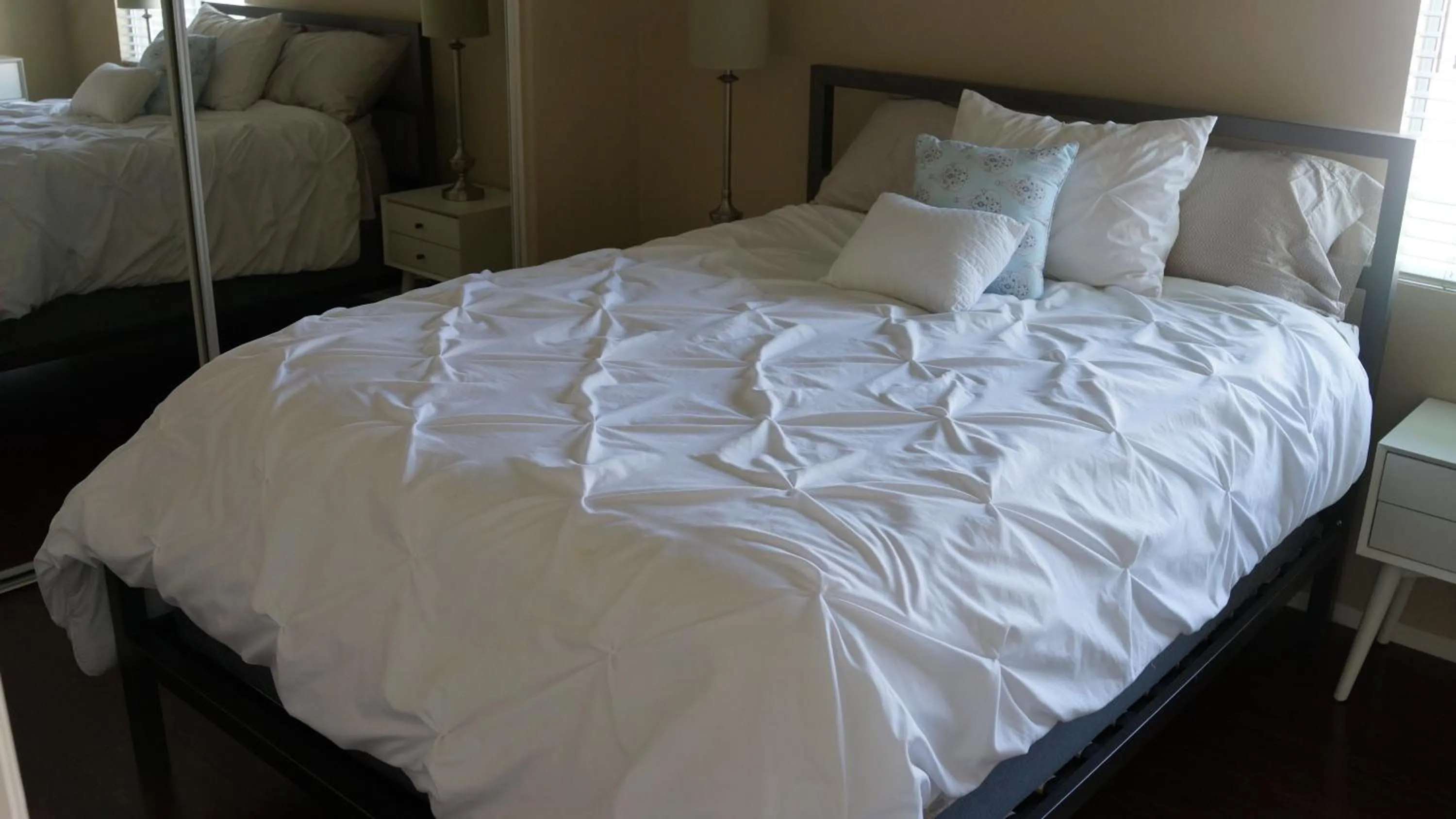 Bedroom, Bed in 3 bedroom house with Private Pool, Spa&Golf Course!