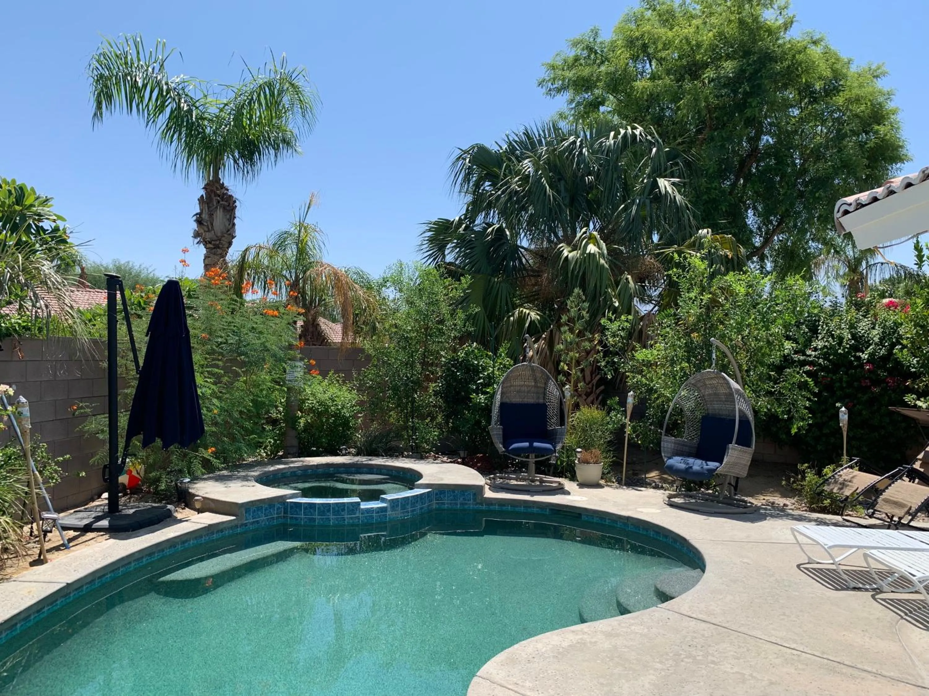 Pool view in 3 bedroom house with Private Pool, Spa&Golf Course!