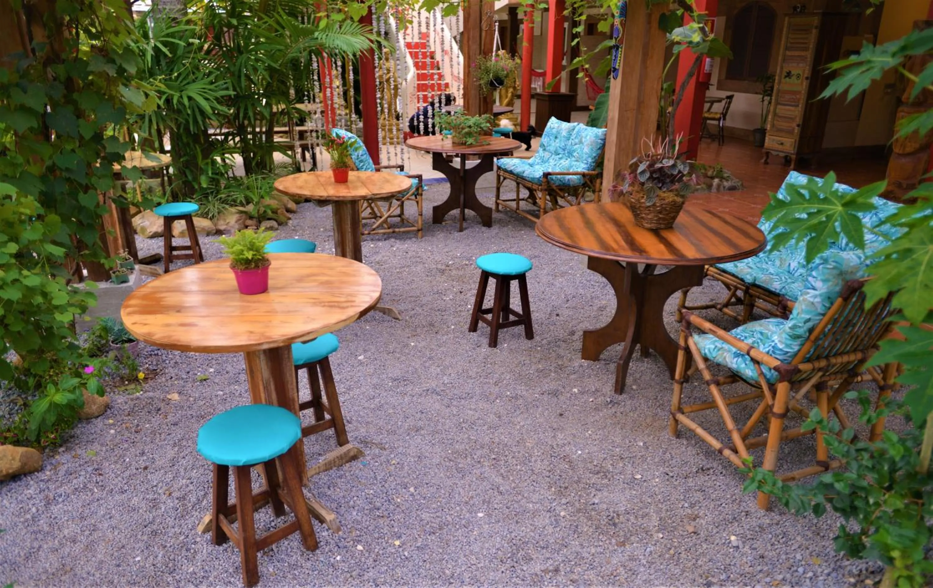 Restaurant/places to eat in Hotel Ferrugem Eco Village