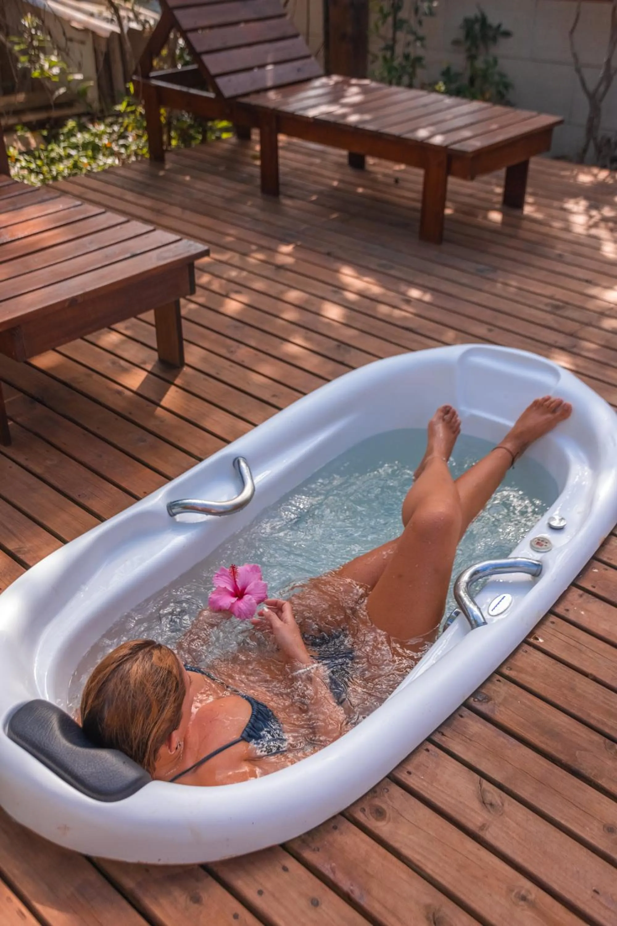 Open Air Bath in Hotel Ferrugem Eco Village