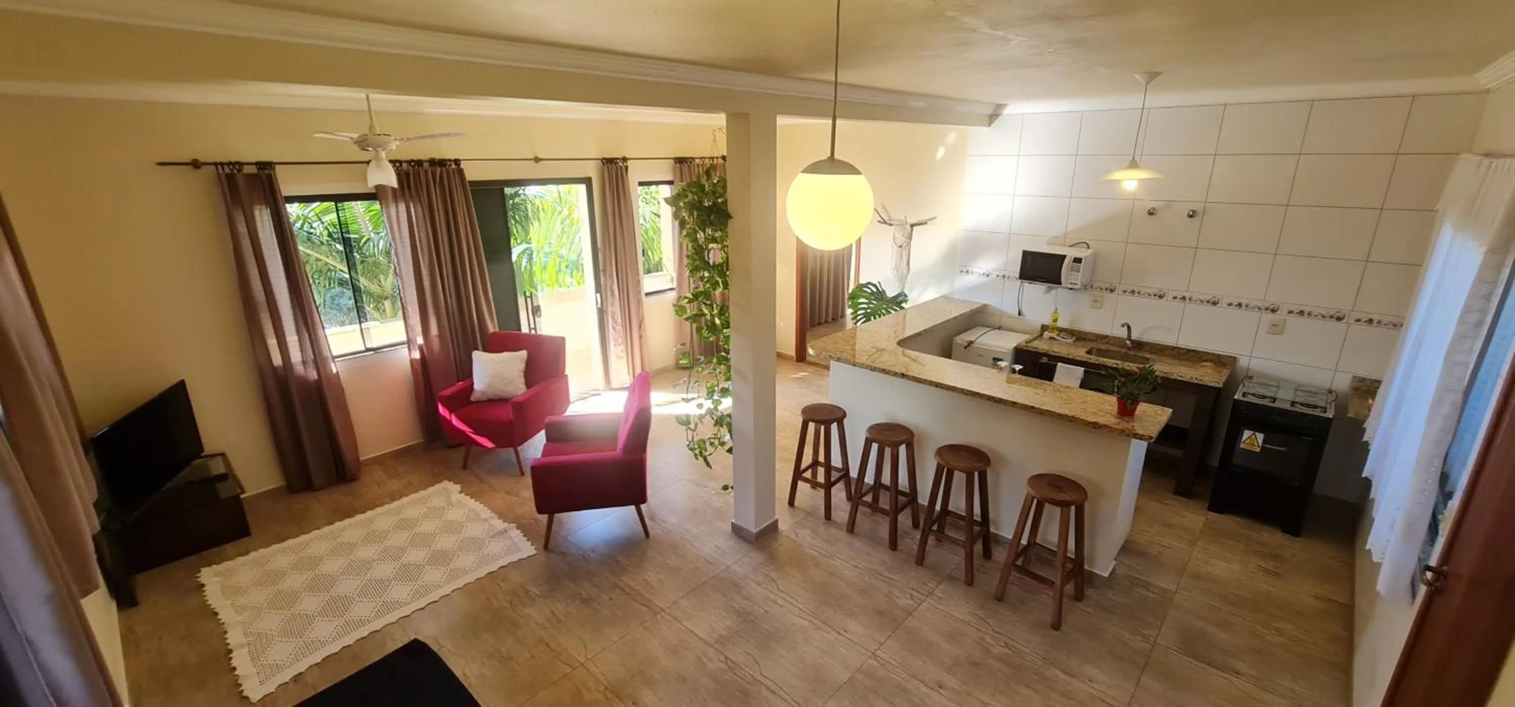 Kitchen or kitchenette in Hotel Ferrugem Eco Village