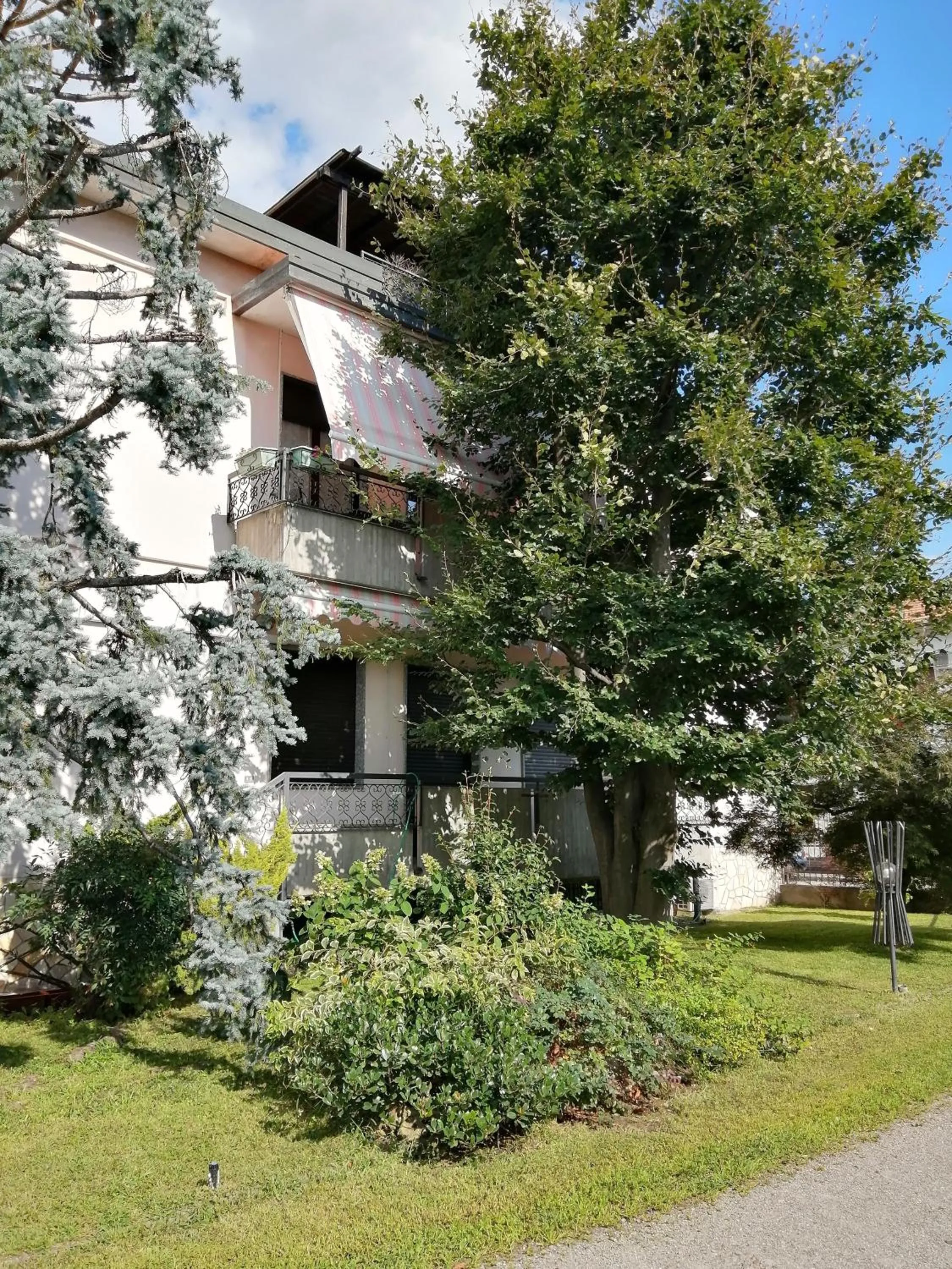 Facade/entrance in il nido della dani