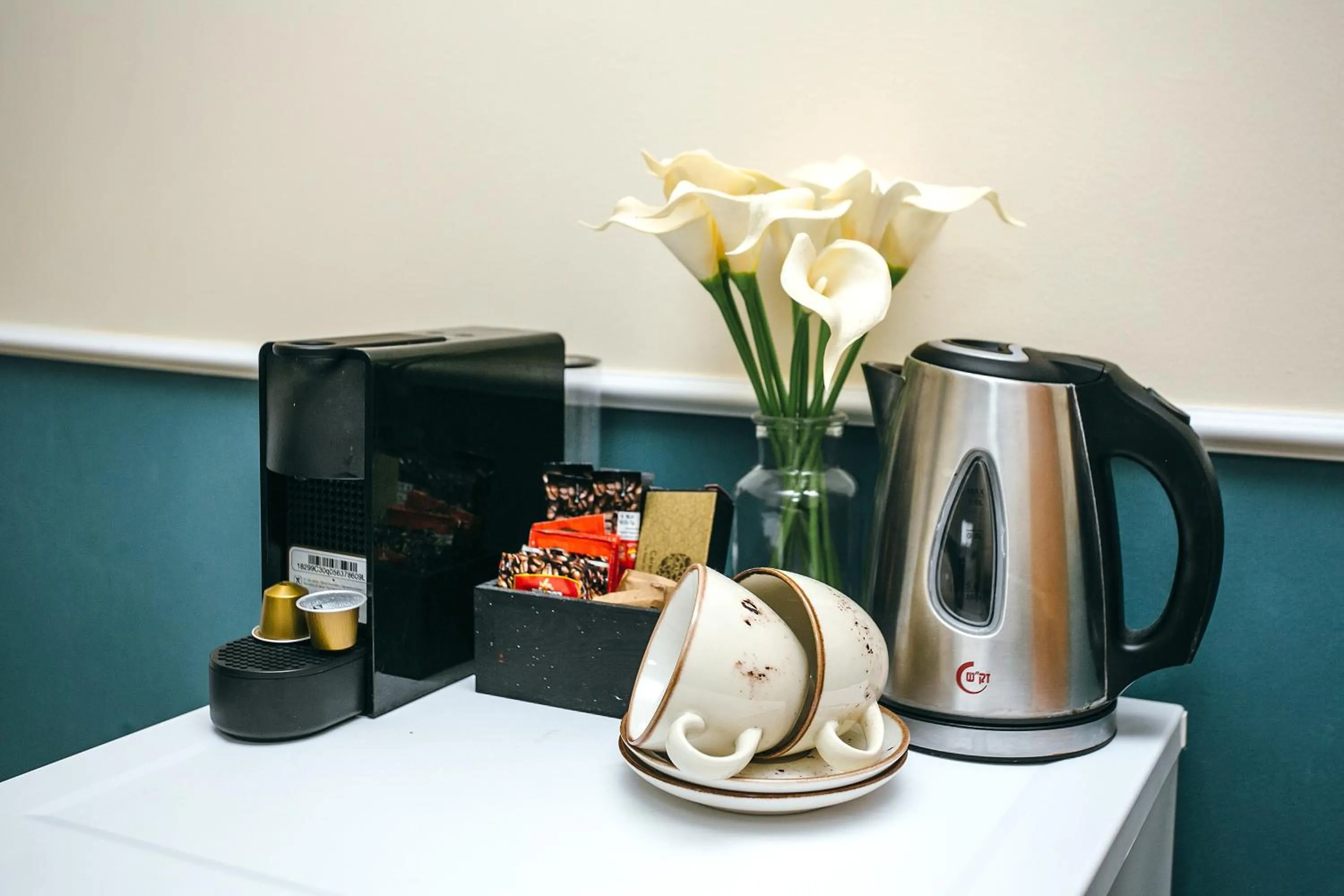 Coffee/tea facilities in Domus Bat Galim Hotel