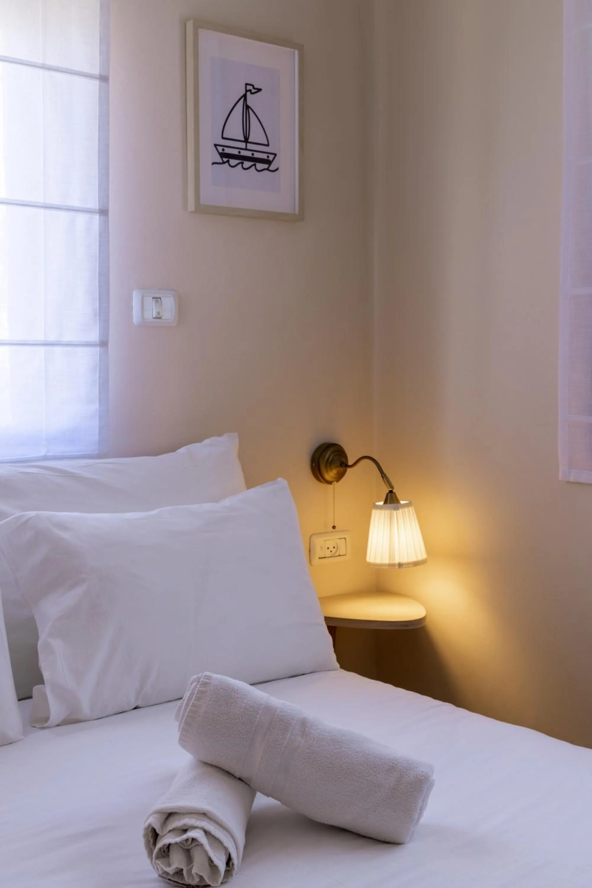 Bedroom, Bed in Domus Bat Galim Hotel