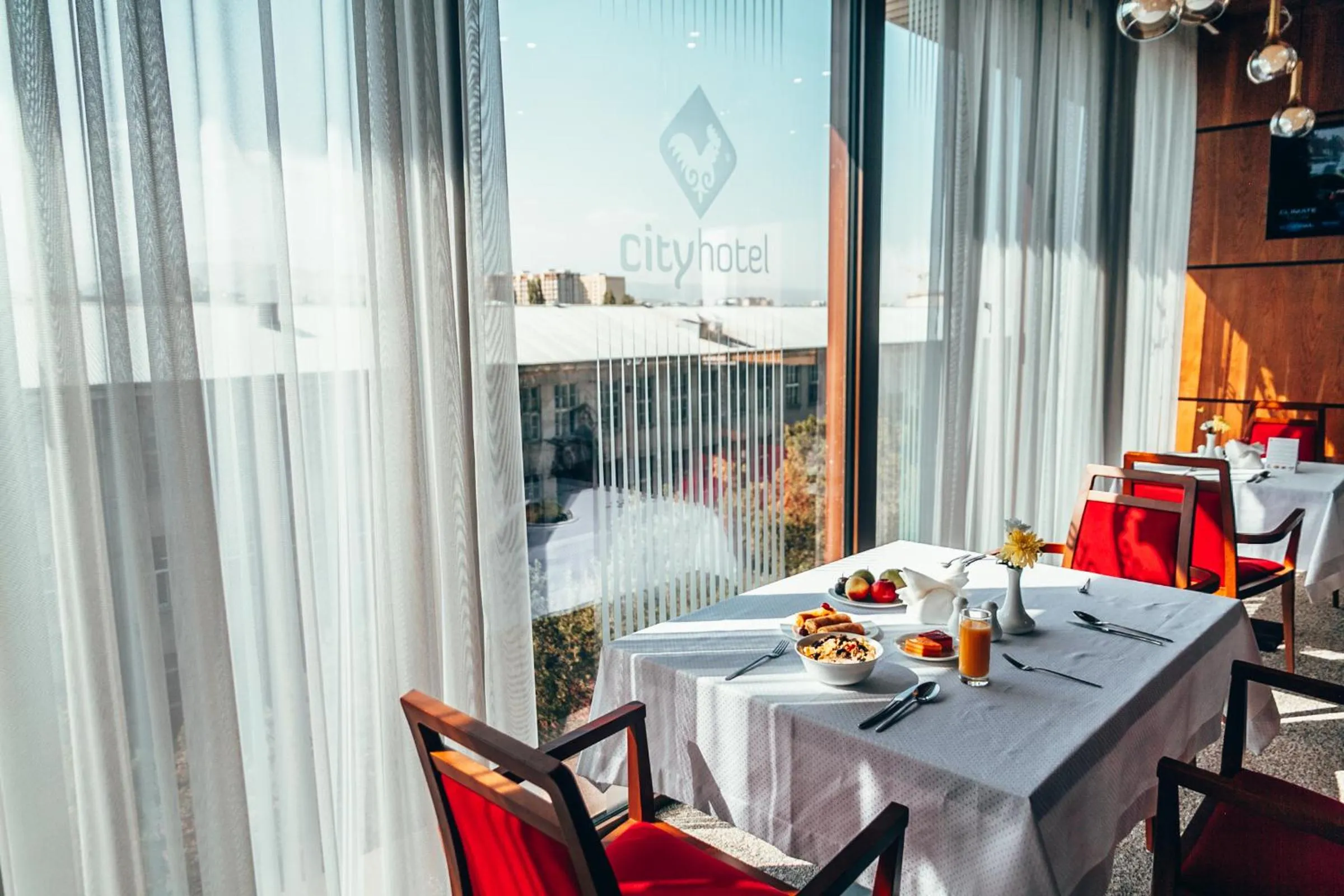 Restaurant/places to eat in City Hotel Bishkek