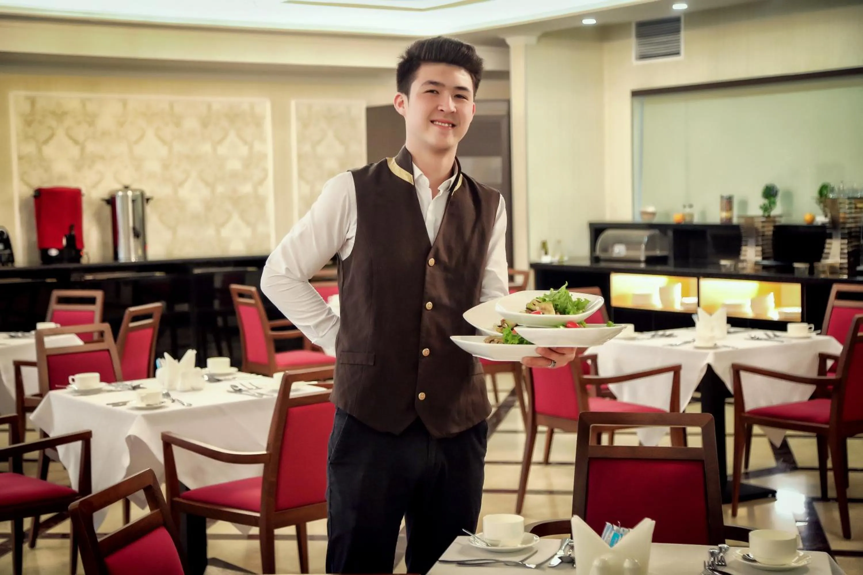 Restaurant/places to eat in City Hotel Bishkek