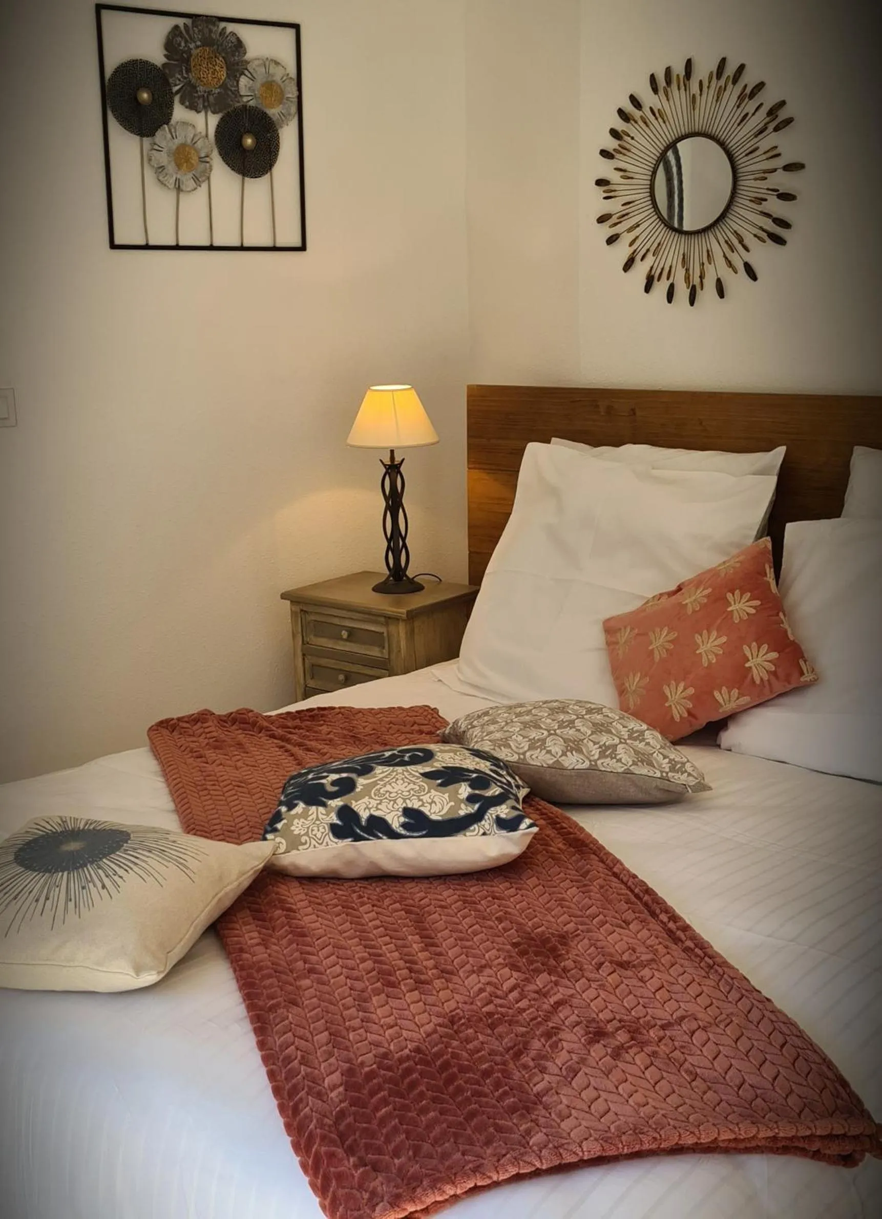 Bedroom in Corniche du Paradis