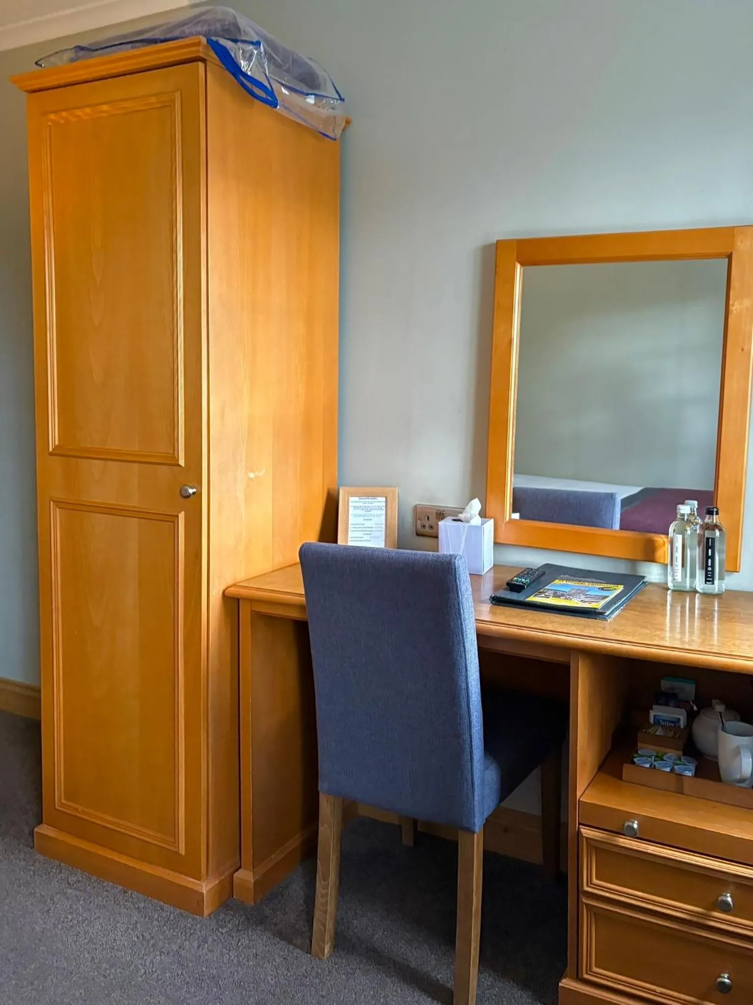 Bedroom in St. Davids Cross Hotel