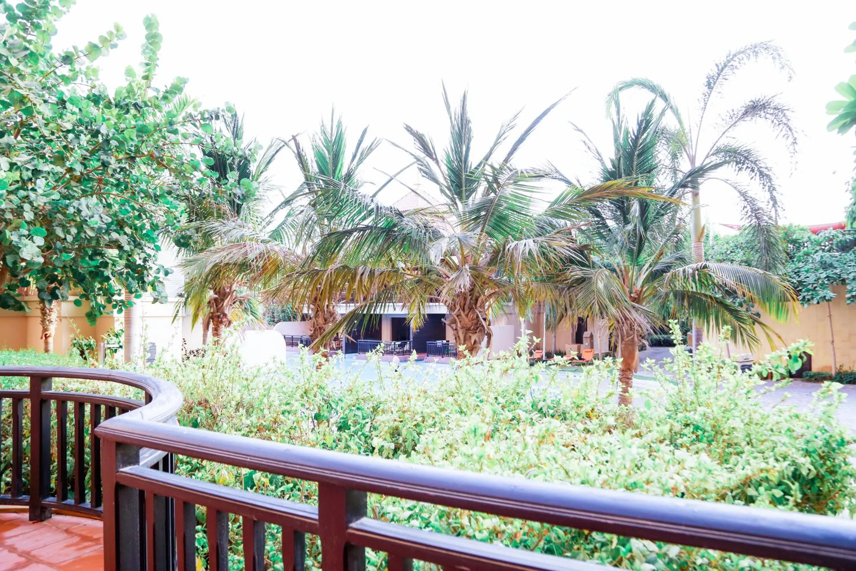 Luxe Getaways Royal Amwaj Palm Jumeirah Resort Apartment Holiday Home