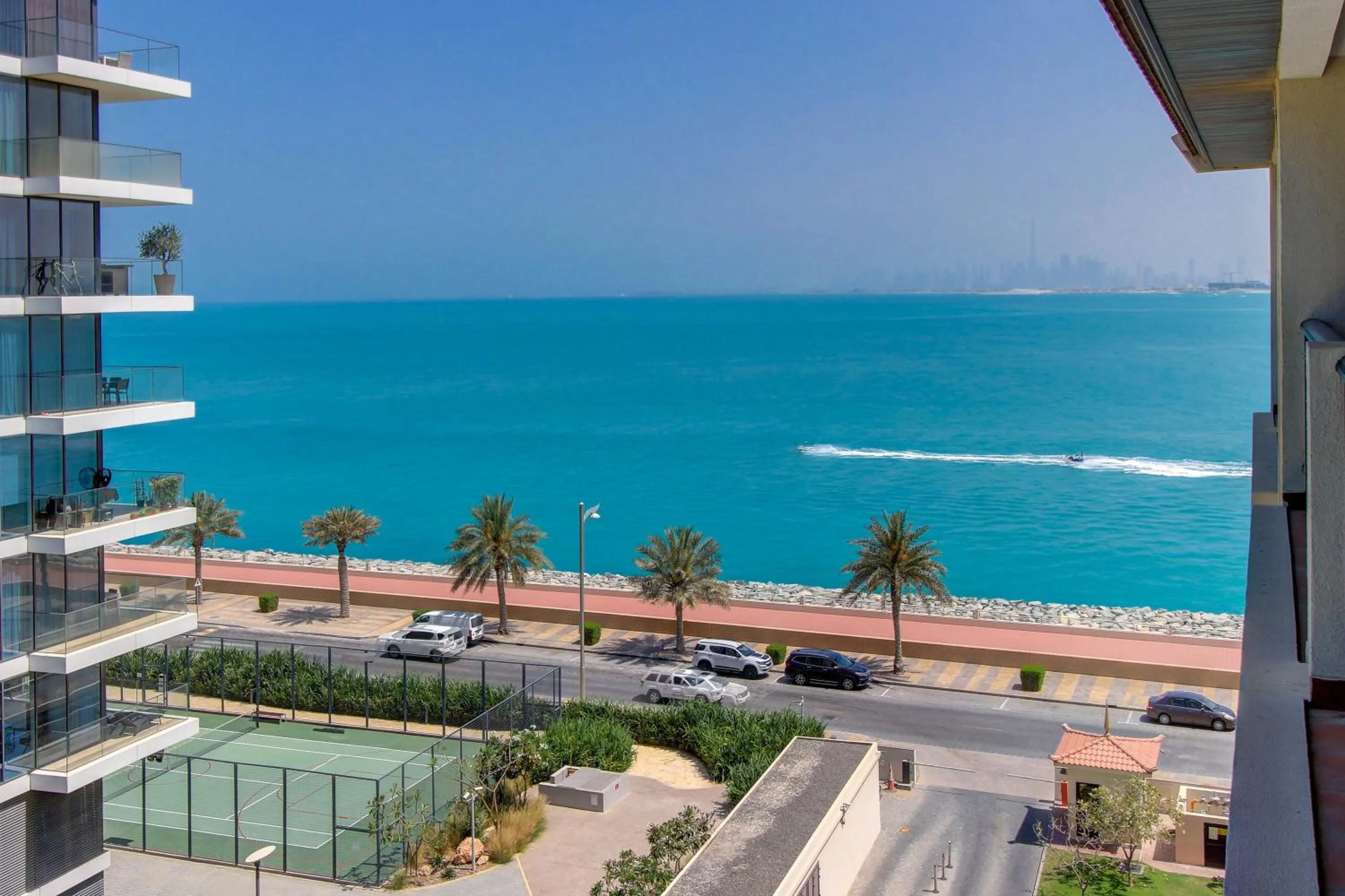 Luxe Getaways Royal Amwaj Palm Jumeirah Resort Apartment Holiday Home