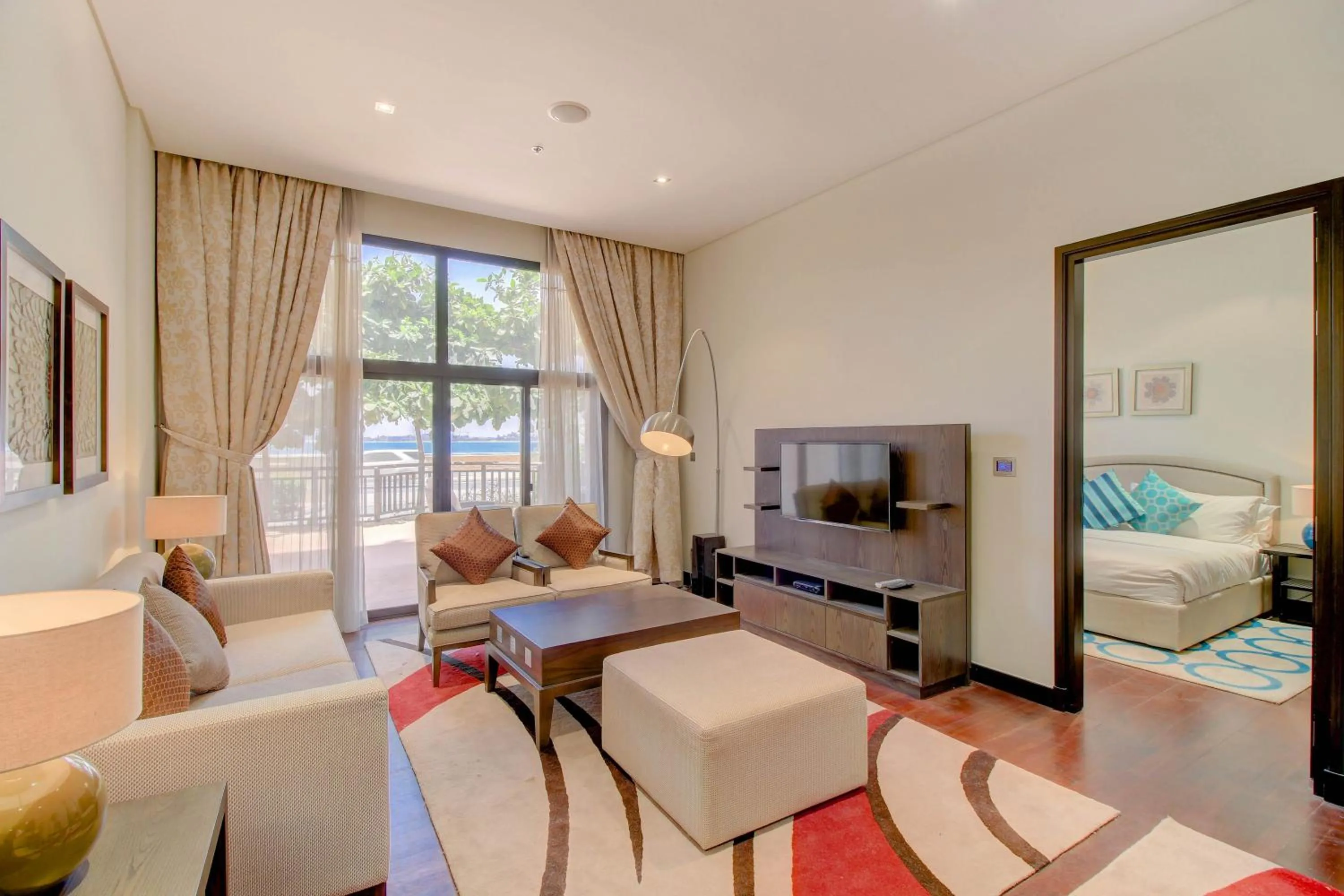 Bed in Luxe Getaways Royal Amwaj Palm Jumeirah Resort Apartment Holiday Home