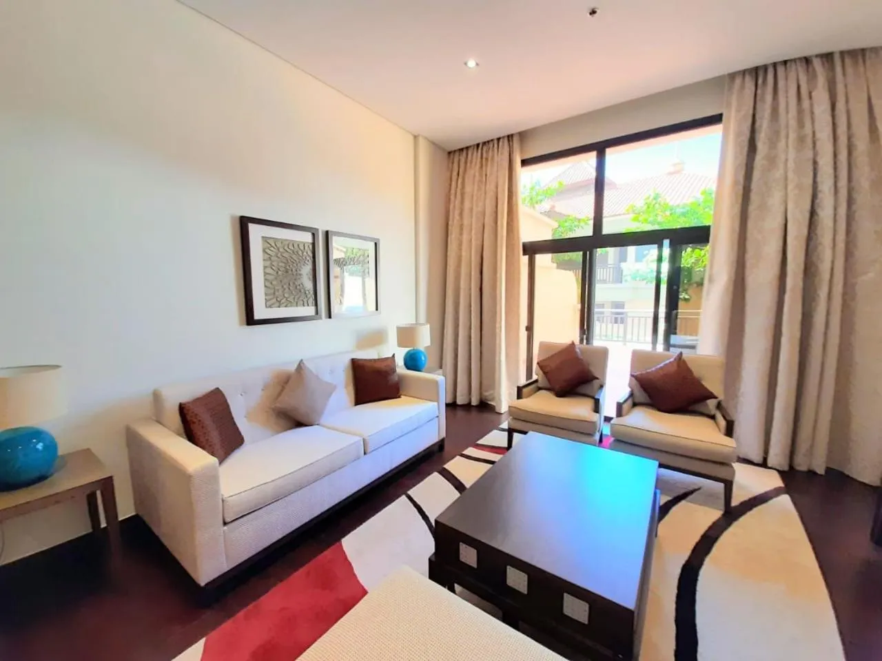 Luxe Getaways Royal Amwaj Palm Jumeirah Resort Apartment Holiday Home