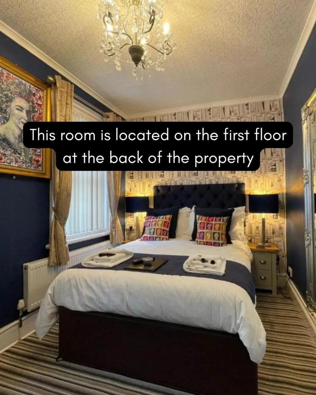 Bed in Delovely Hotel