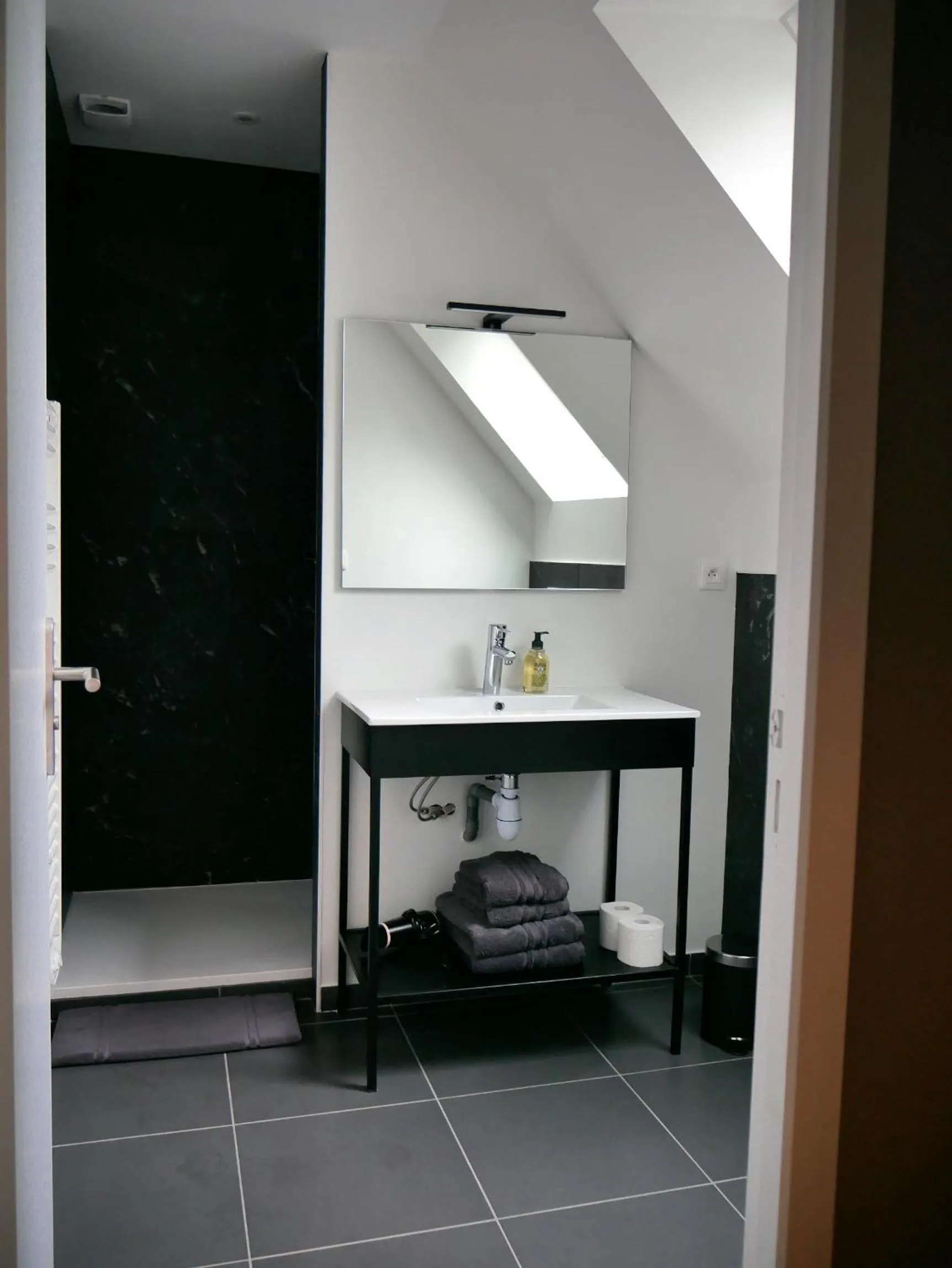 KastellRen - Rennes - Grand parking privé