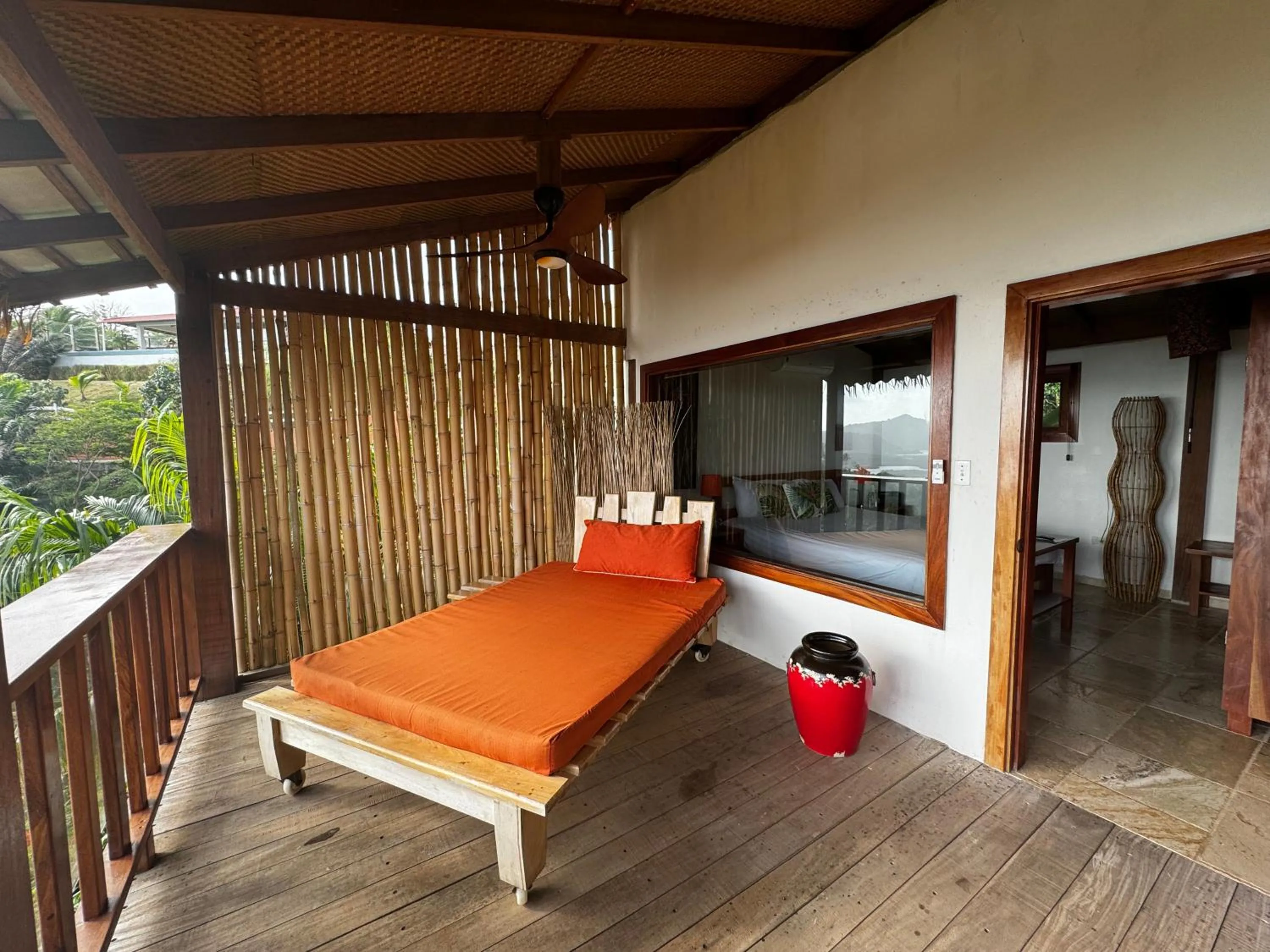 Patio in Ciel y Miel