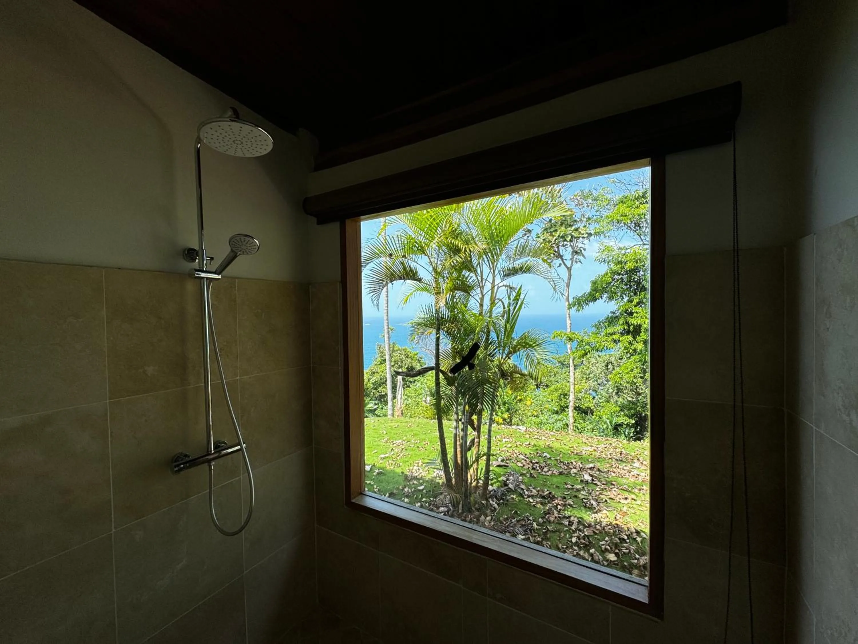 Shower in Ciel y Miel