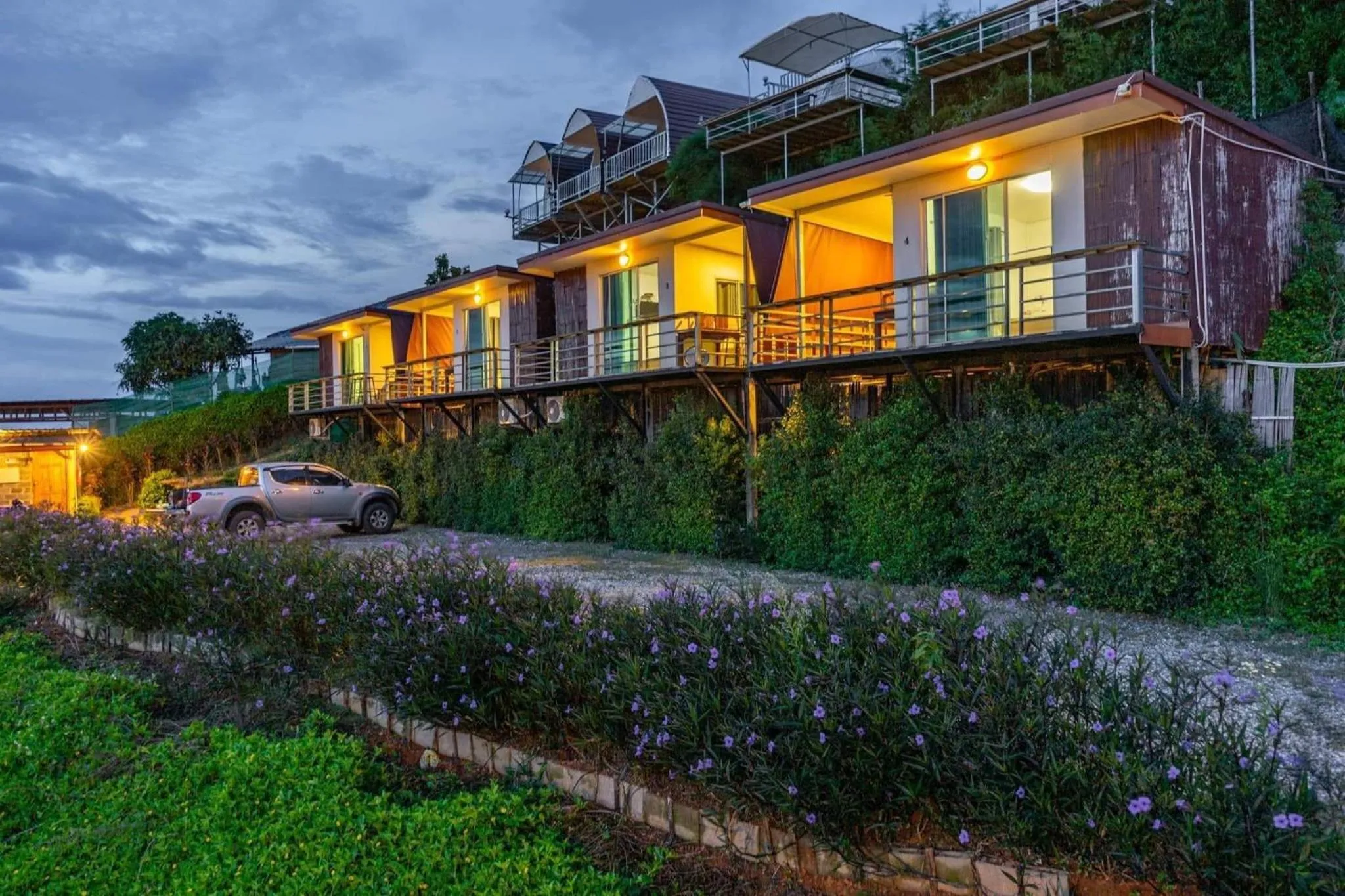 ภูชวนหลง ม่อนแจ่ม