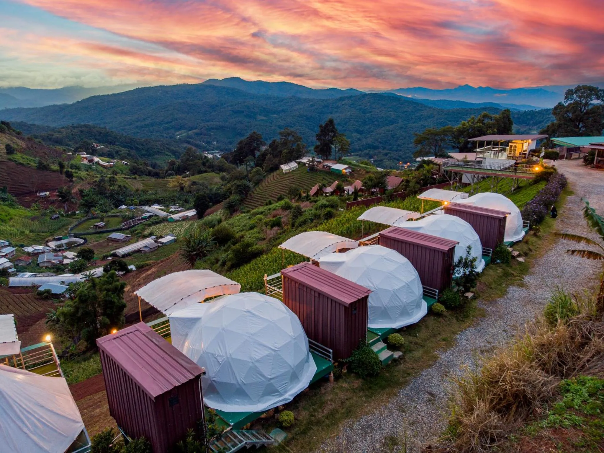 ภูชวนหลง ม่อนแจ่ม