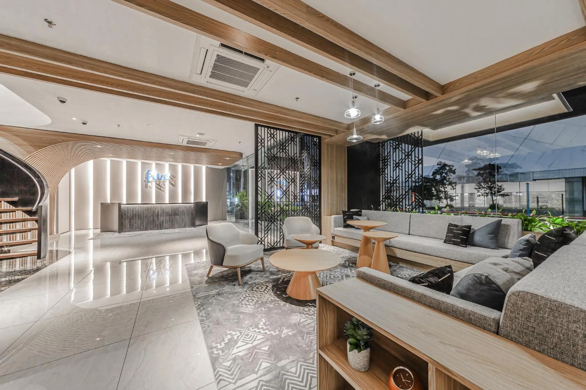 Lobby or reception in Fives Hotel Johor Bahru City Centre