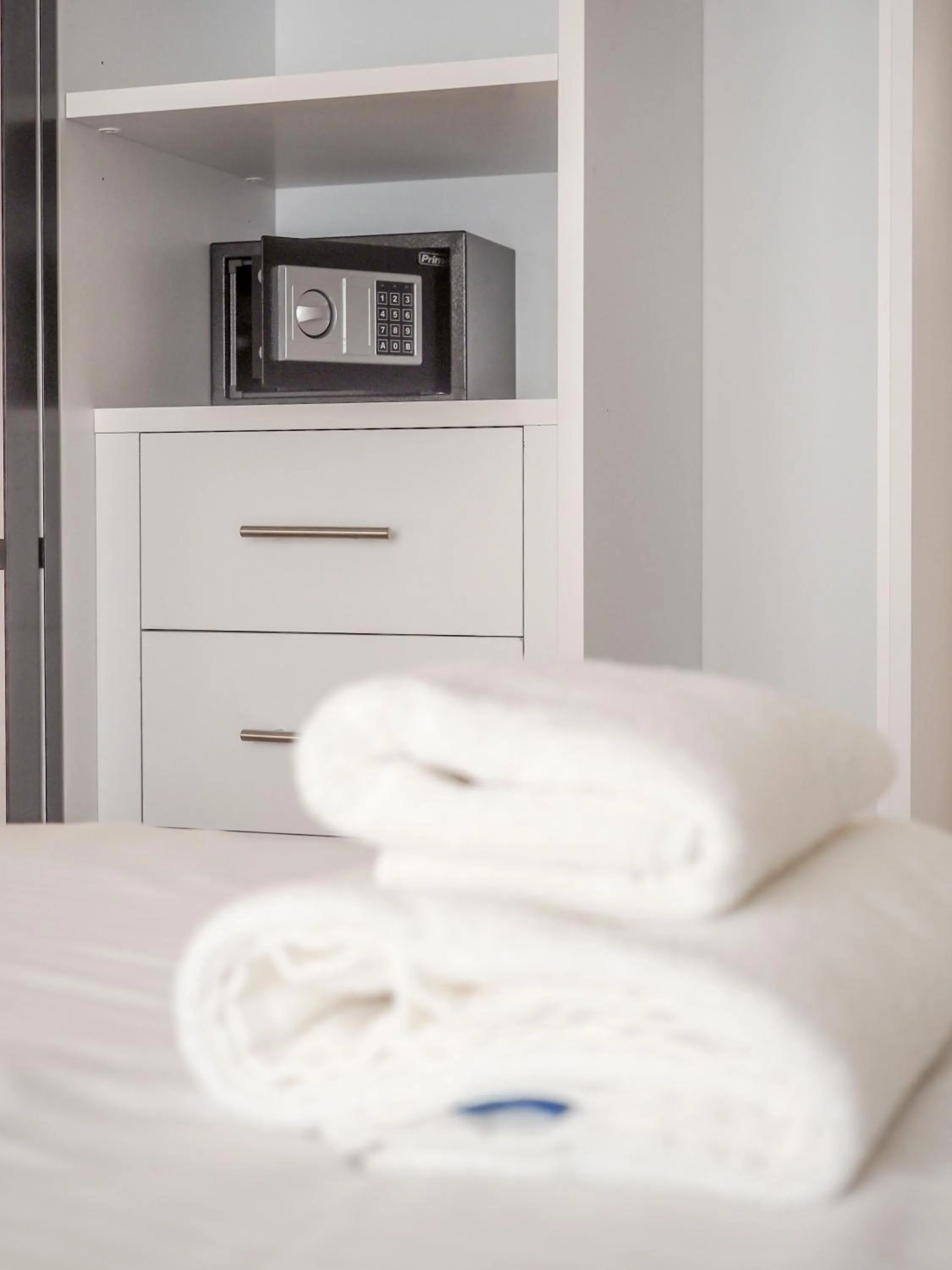 safe, Bed in Hestia - Ippokratous 35