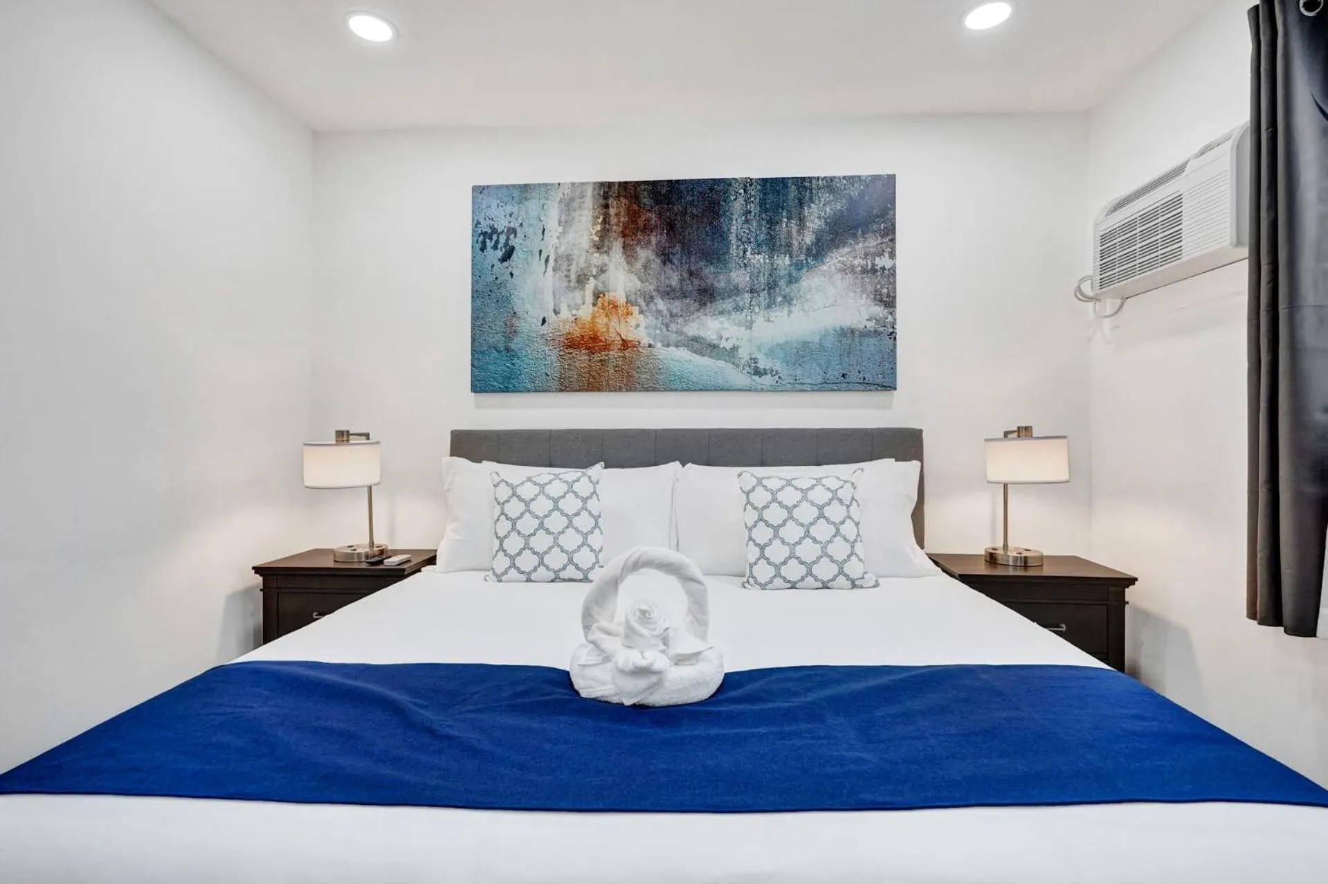 Other, Bed in Fillmore Suits