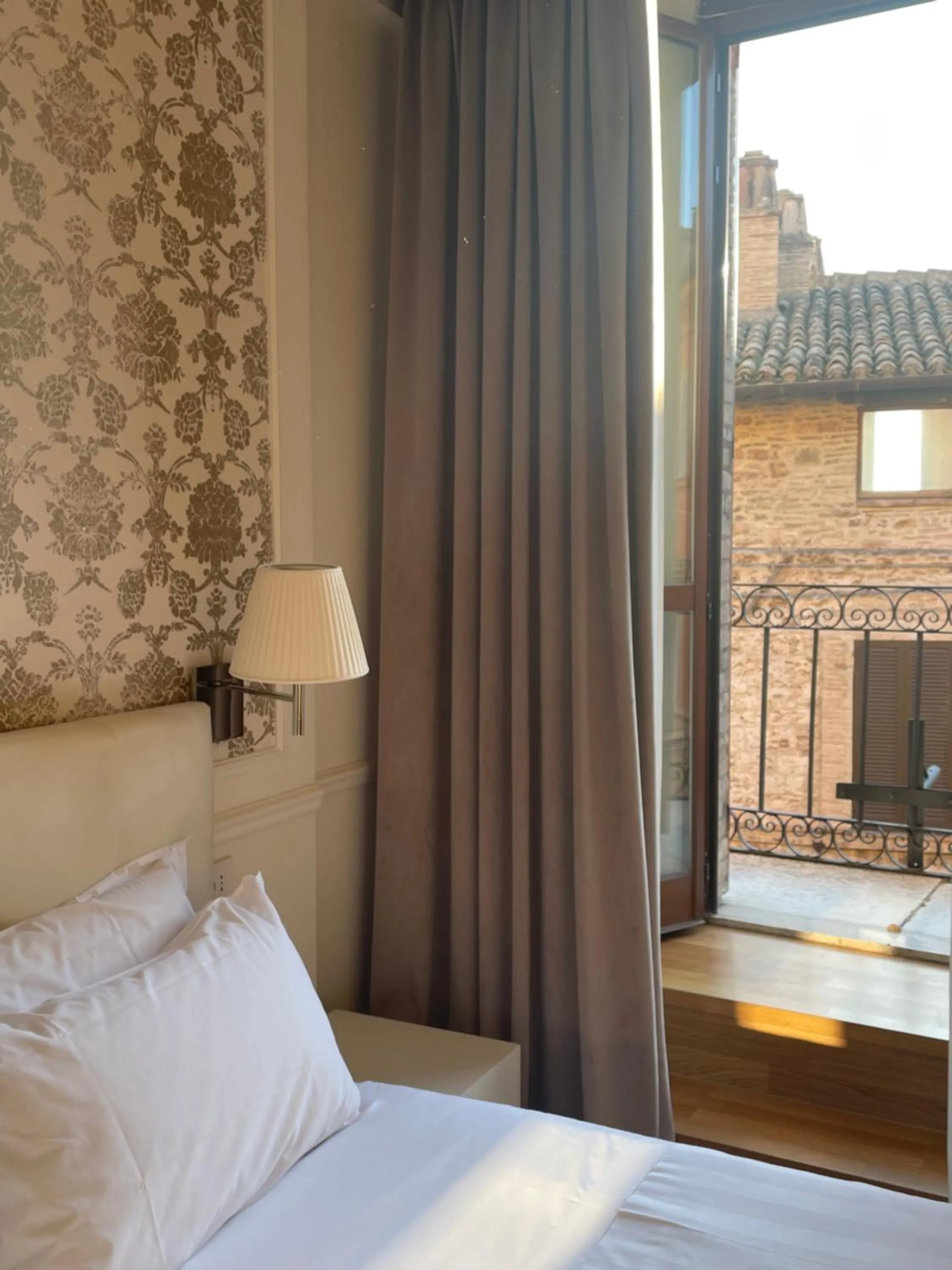 Bed in Asisium Boutique Hotel