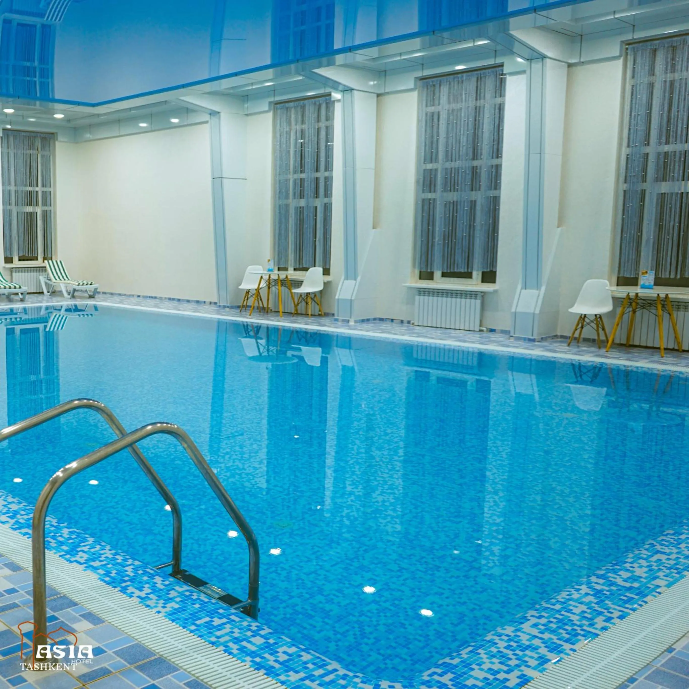 Swimming pool in Asia Tashkent Hotel