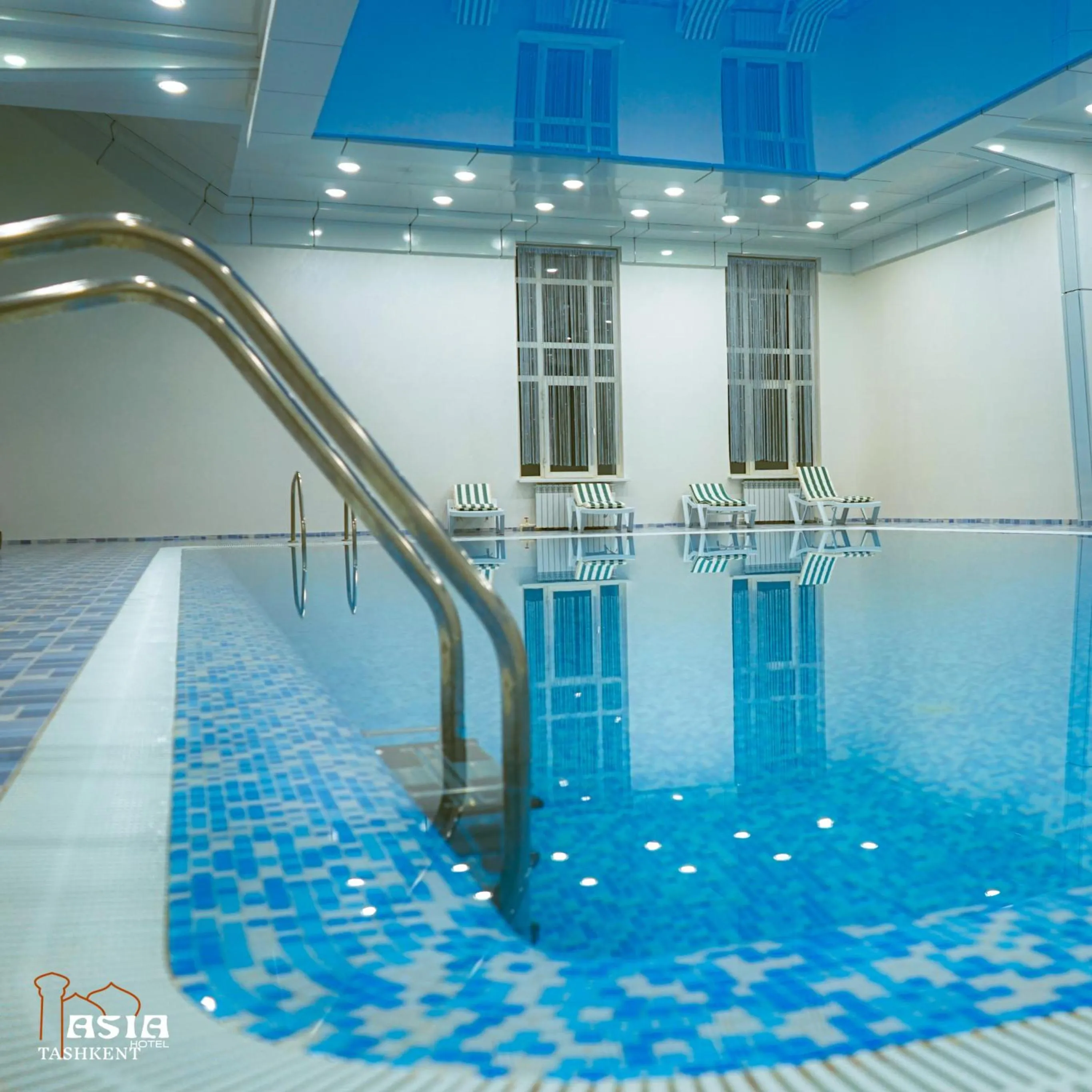 Swimming pool in Asia Tashkent Hotel