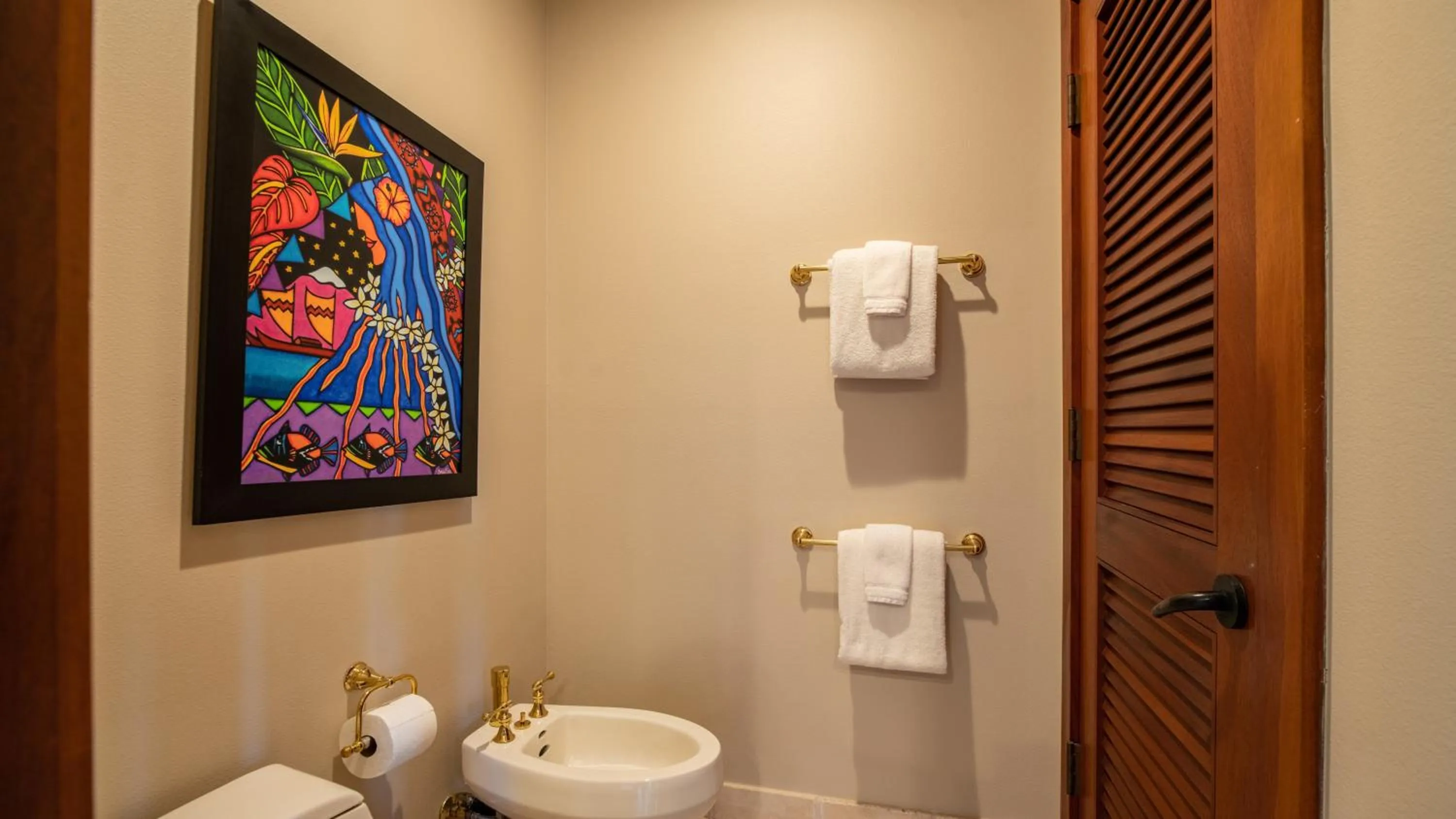 Bathroom in Mauna Lani Luxury Vacation Villas - CoralTree Residence Collection