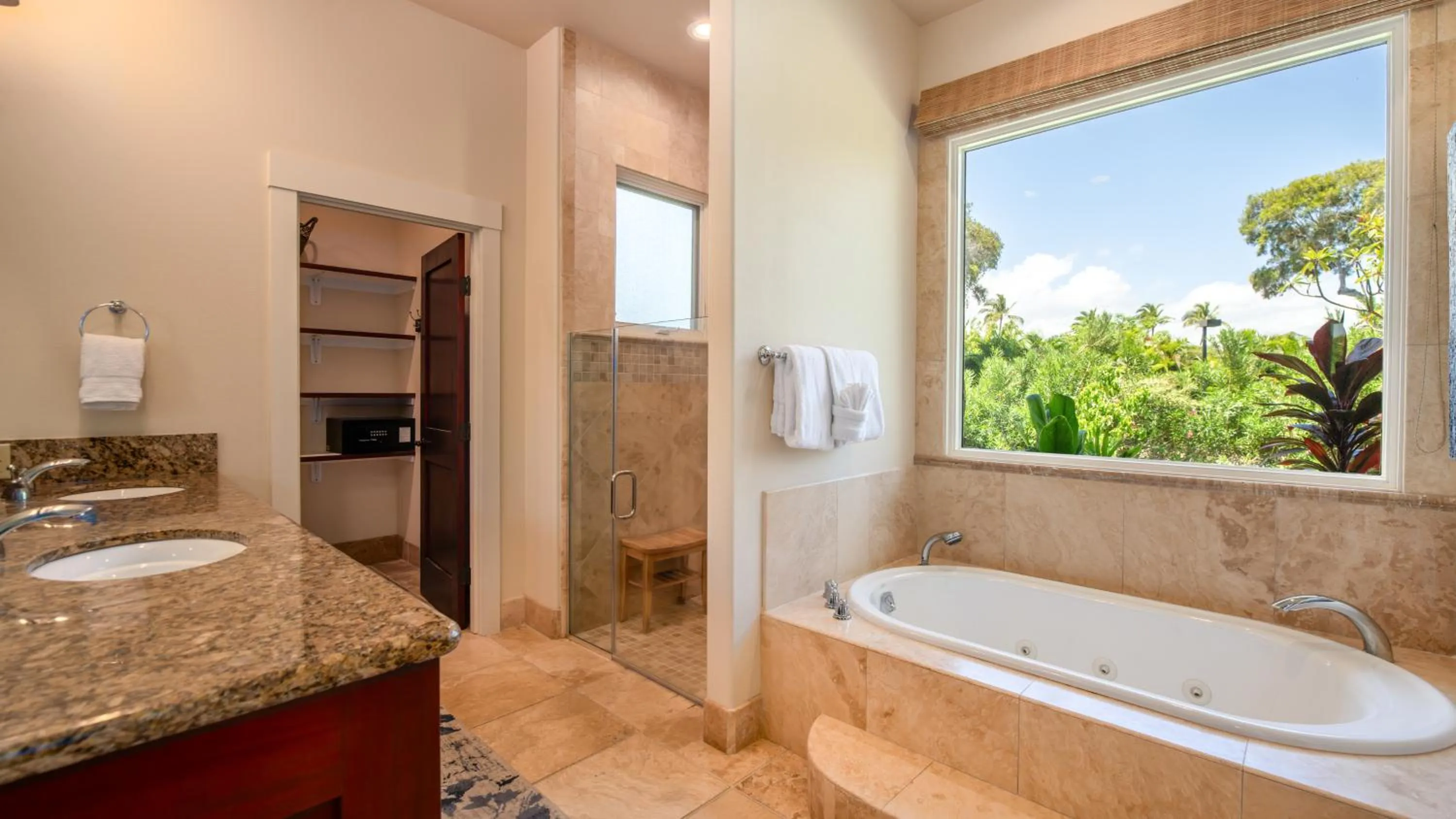 Bath in Mauna Lani Luxury Vacation Villas - CoralTree Residence Collection