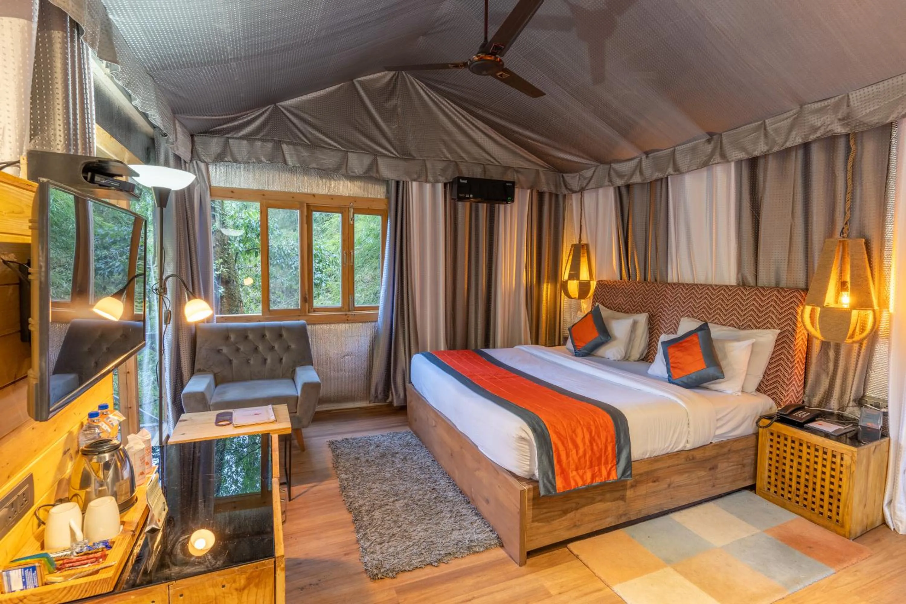 Bedroom, Bed in Ayar Jungle Resort