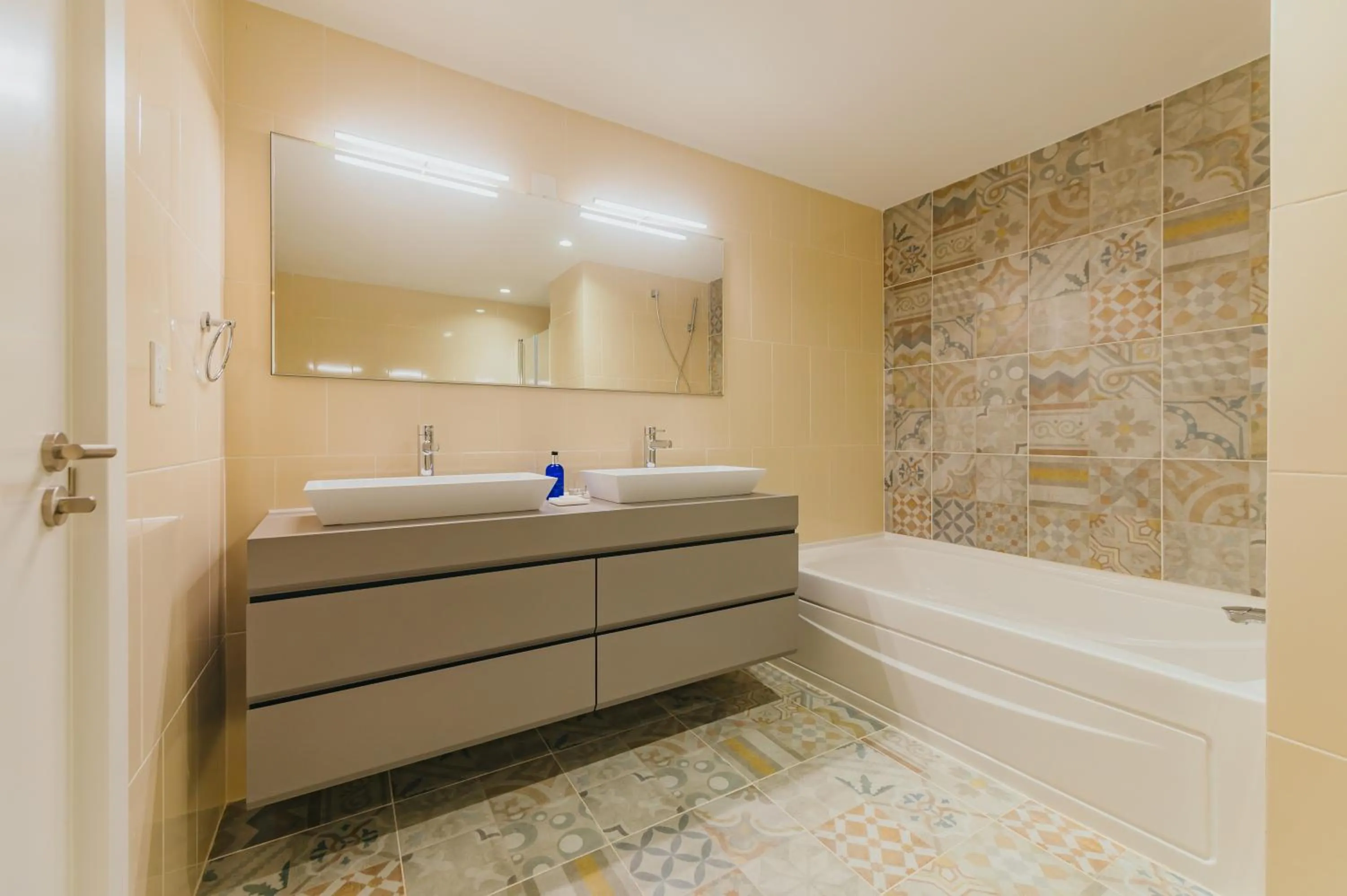 Bathroom in Radisson Blu Aruba