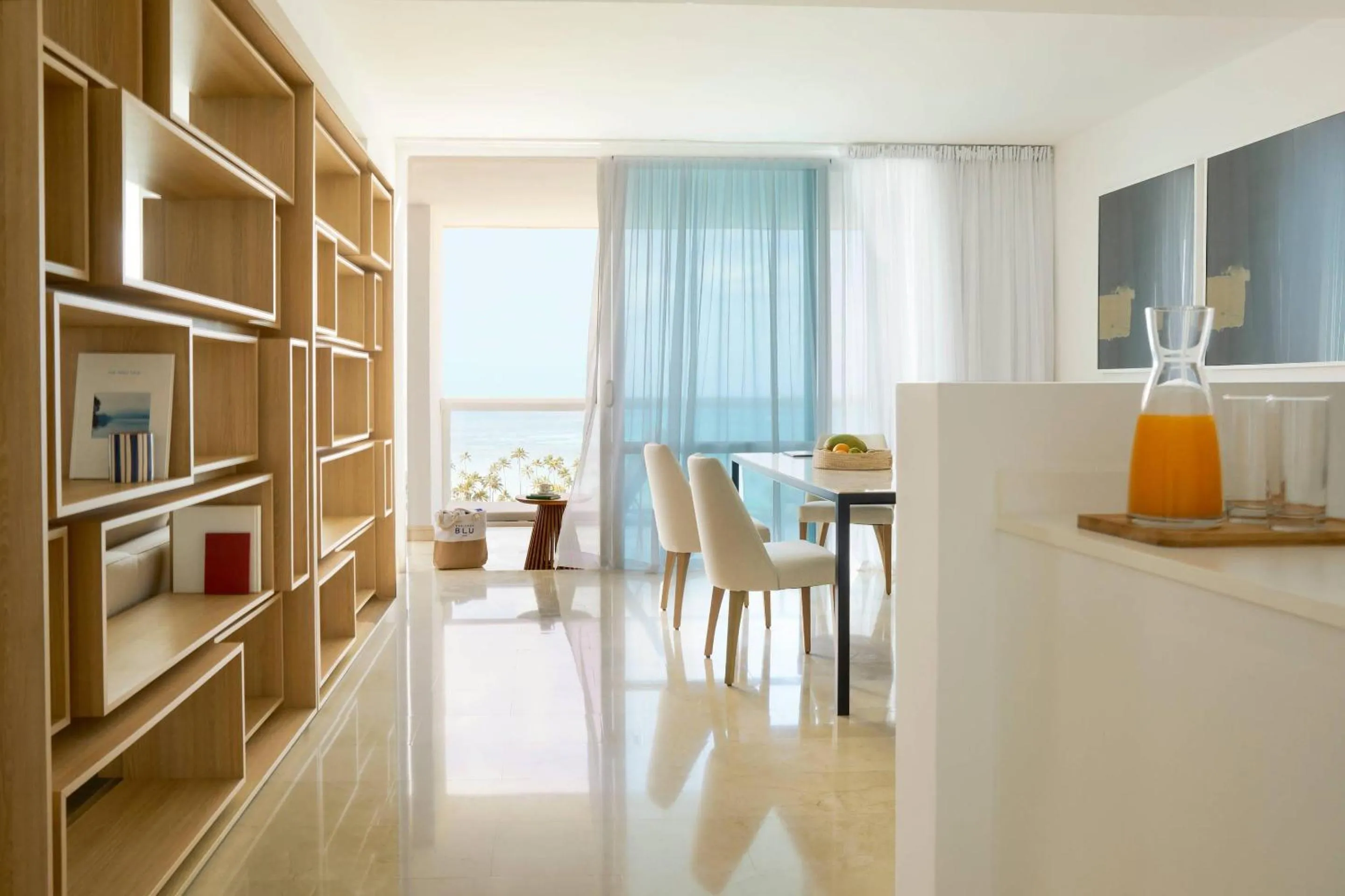 Bedroom in Radisson Blu Aruba