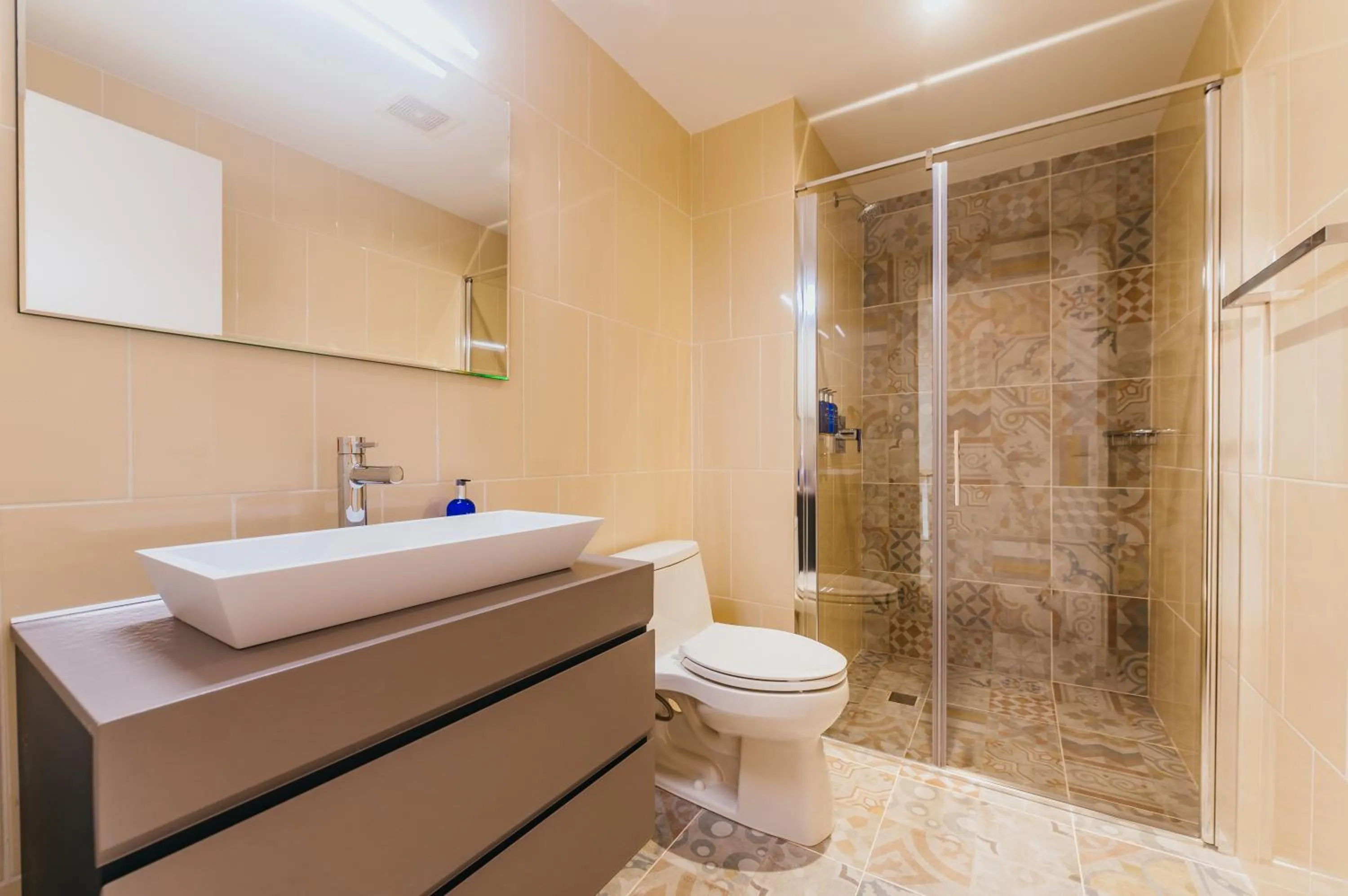 Bathroom in Radisson Blu Aruba