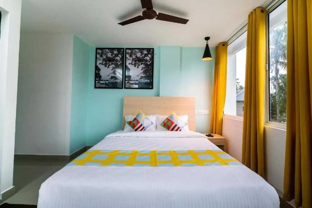 Bed in Flamingo Suites