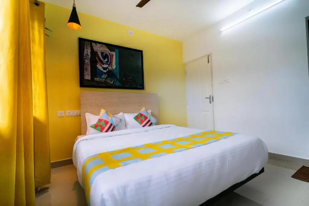 Bed in Flamingo Suites