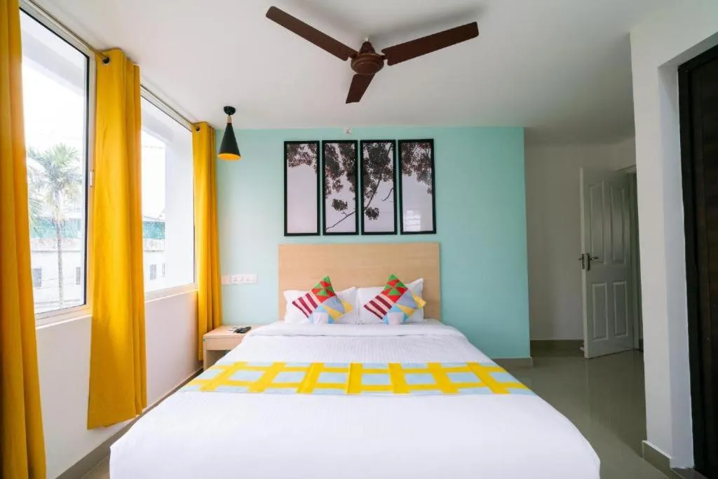 Bed in Flamingo Suites