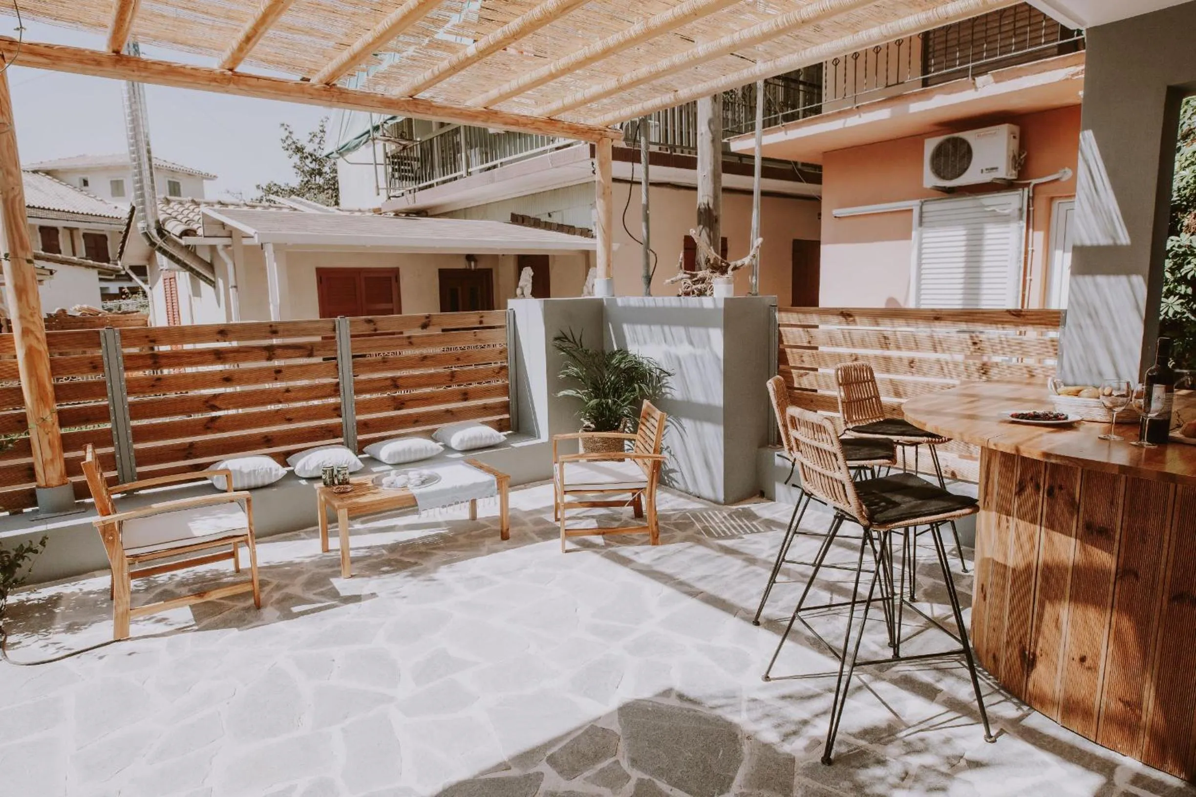 Patio in ERIEL Boutique Apartments