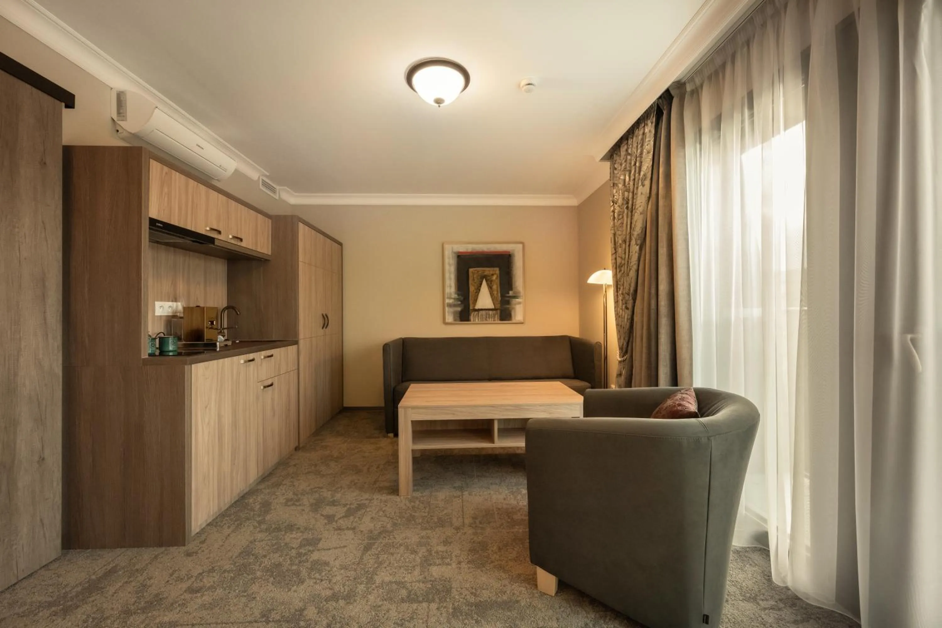 Living room, Bed in EFI SPA Hotel Superior & Pivovar