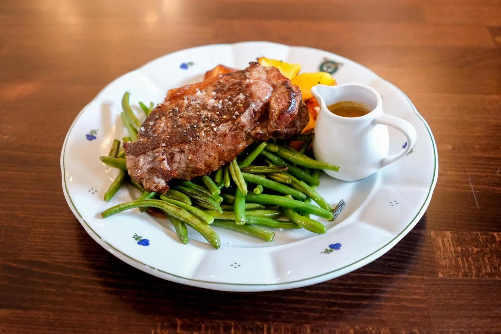 Restaurant/places to eat in EFI SPA Hotel Superior & Pivovar