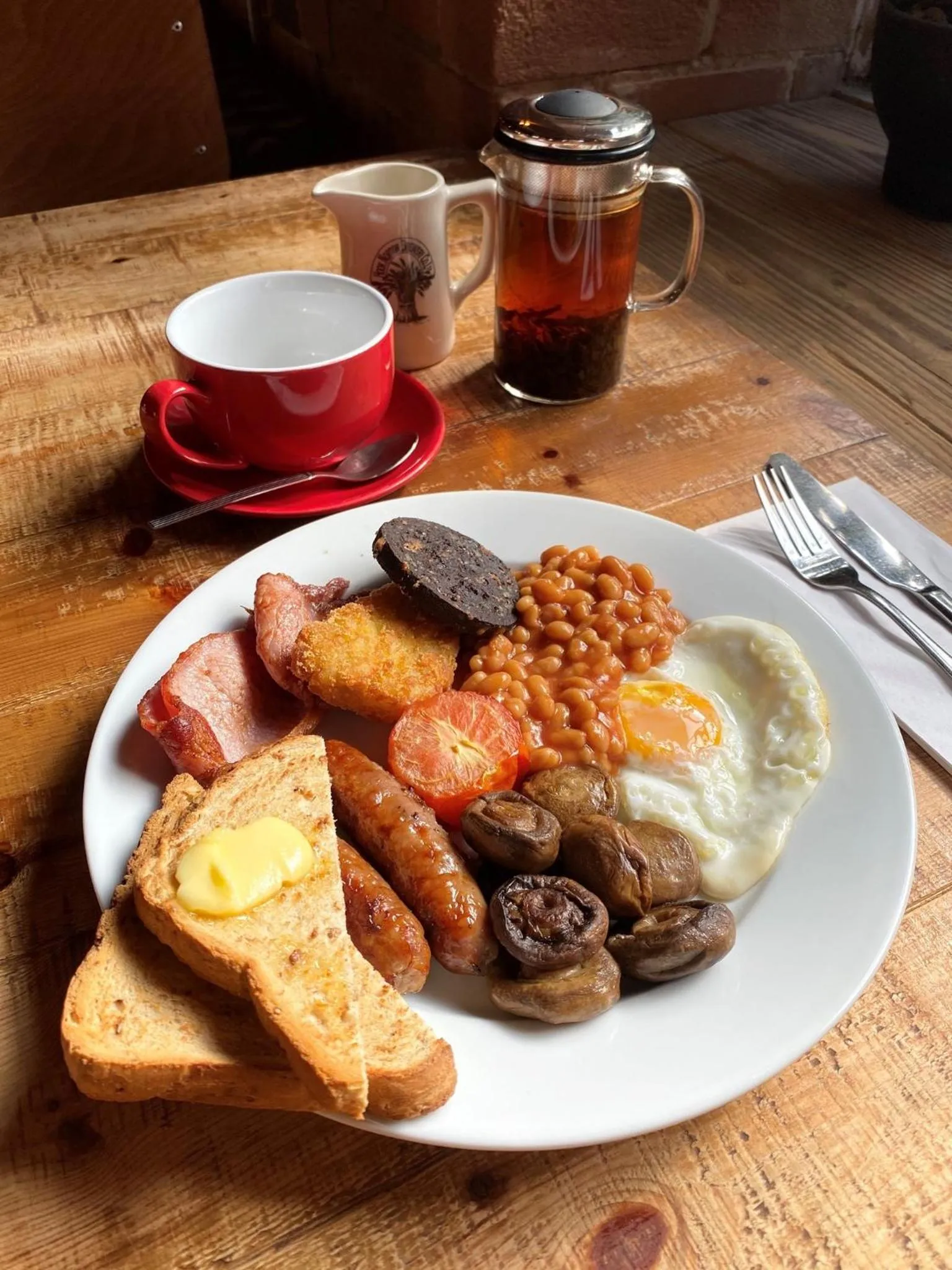 Breakfast in The Crown Inn at Benson