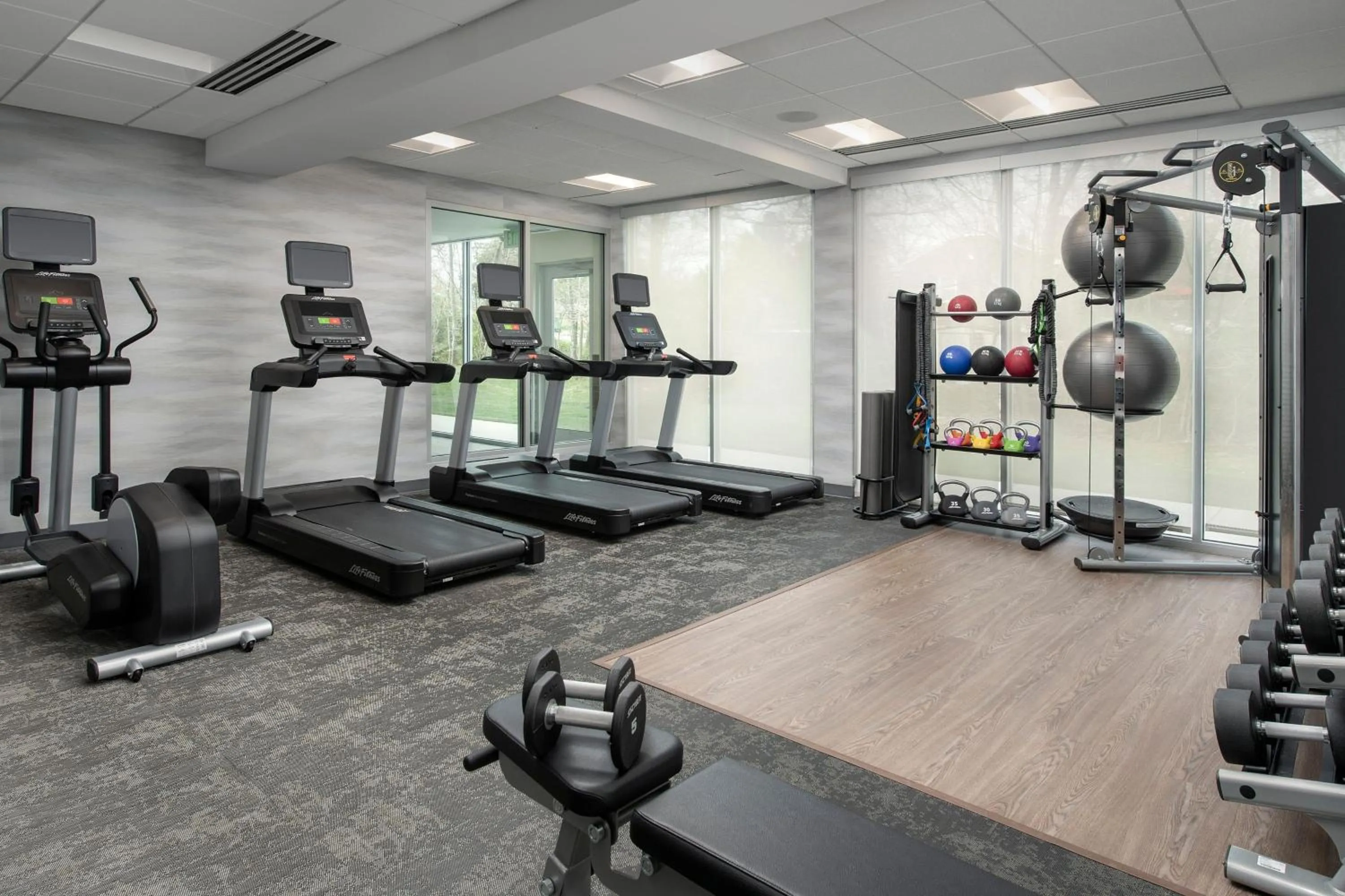 Fitness centre/facilities in Fairfield by Marriott Inn & Suites Aberdeen