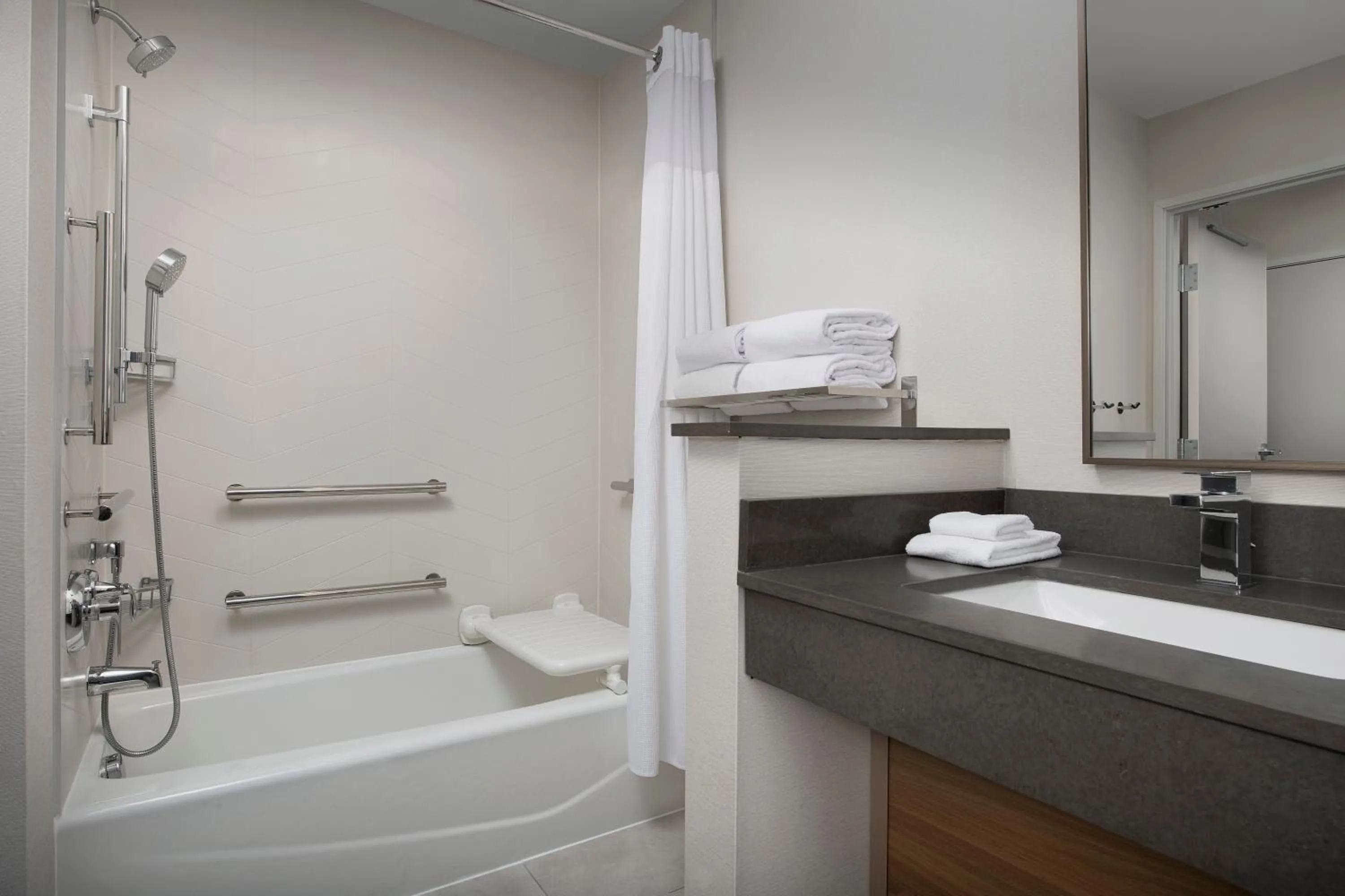 Shower in Fairfield by Marriott Inn & Suites Aberdeen