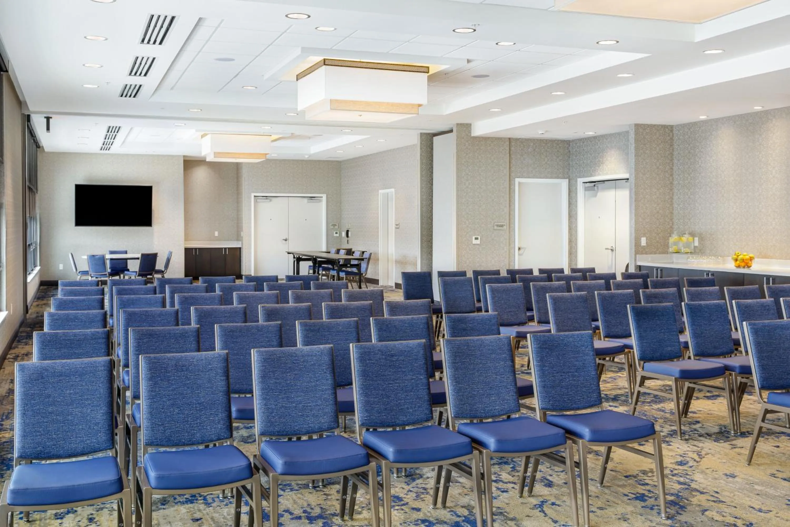 Meeting/conference room in SpringHill Suites by Marriott Topeka Southwest